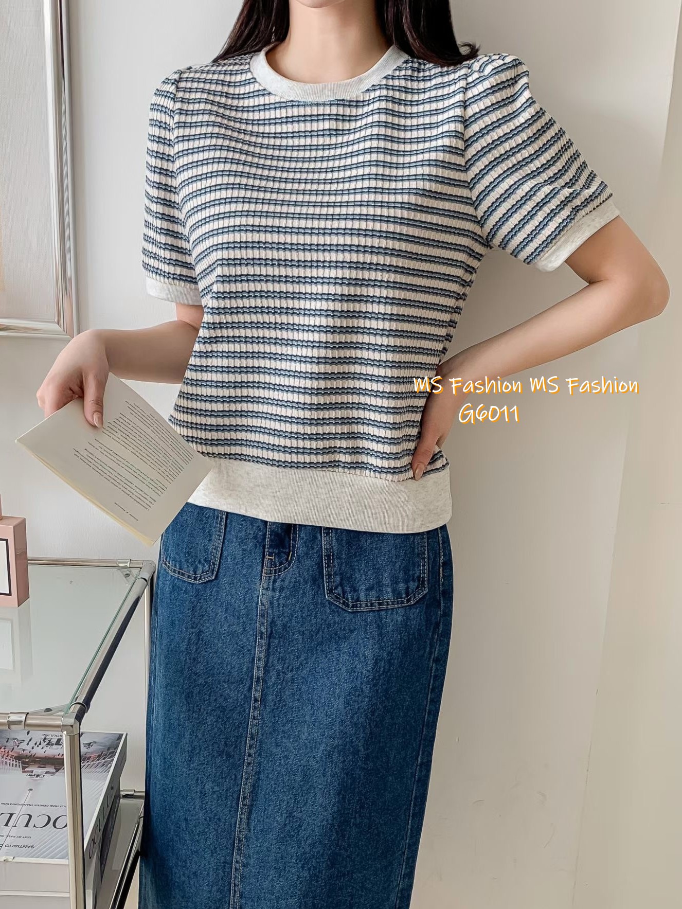 G6011 韓國🇰🇷靚色橫間top