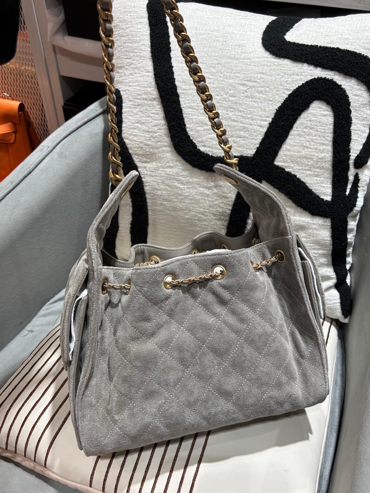  全新Chanel 25 small AS5293 suede calfskin 100%Authentic,全新未使用品 ✅ 芯片✅dust bag✅box