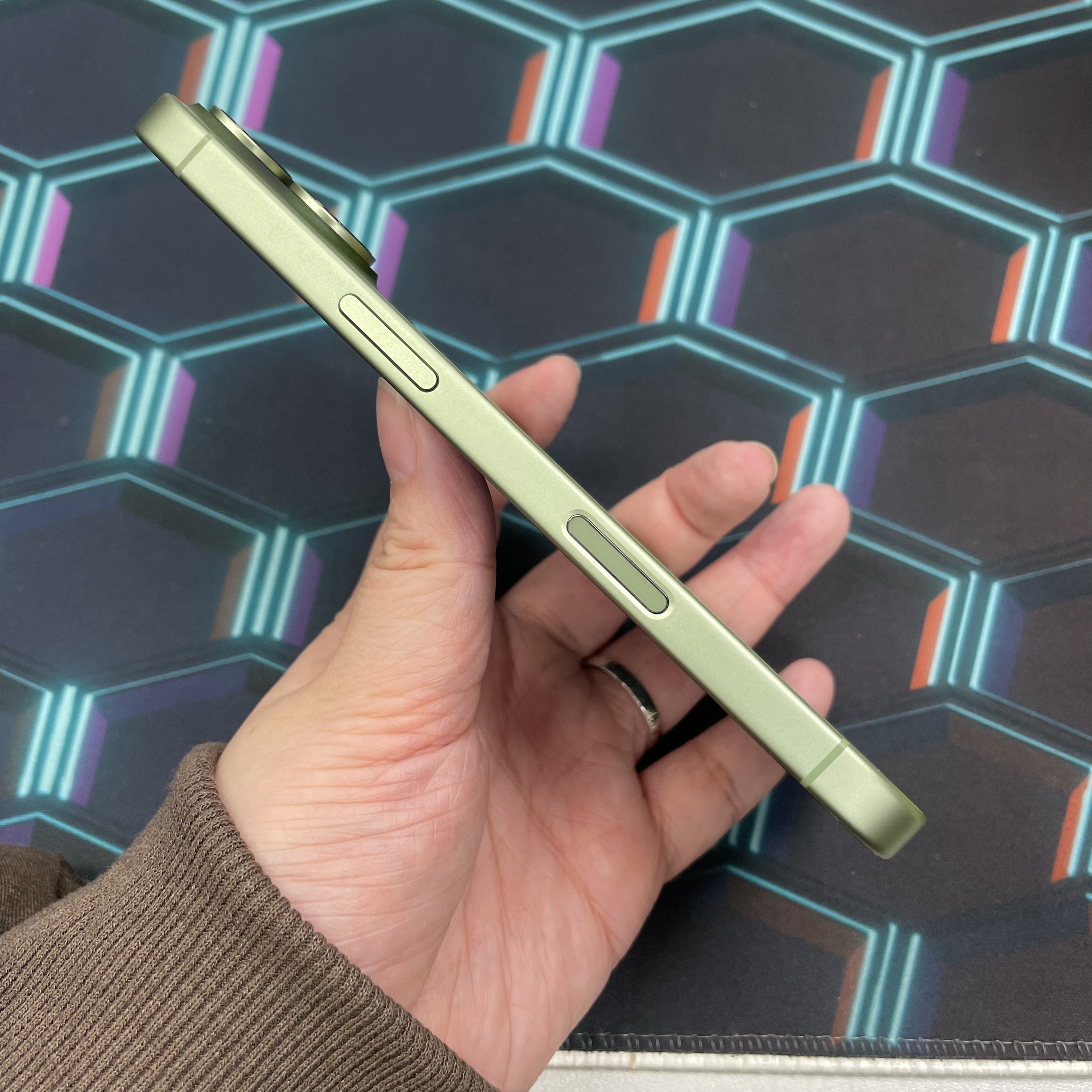 *6039 17 完美機 256GB 電100 綠色 green