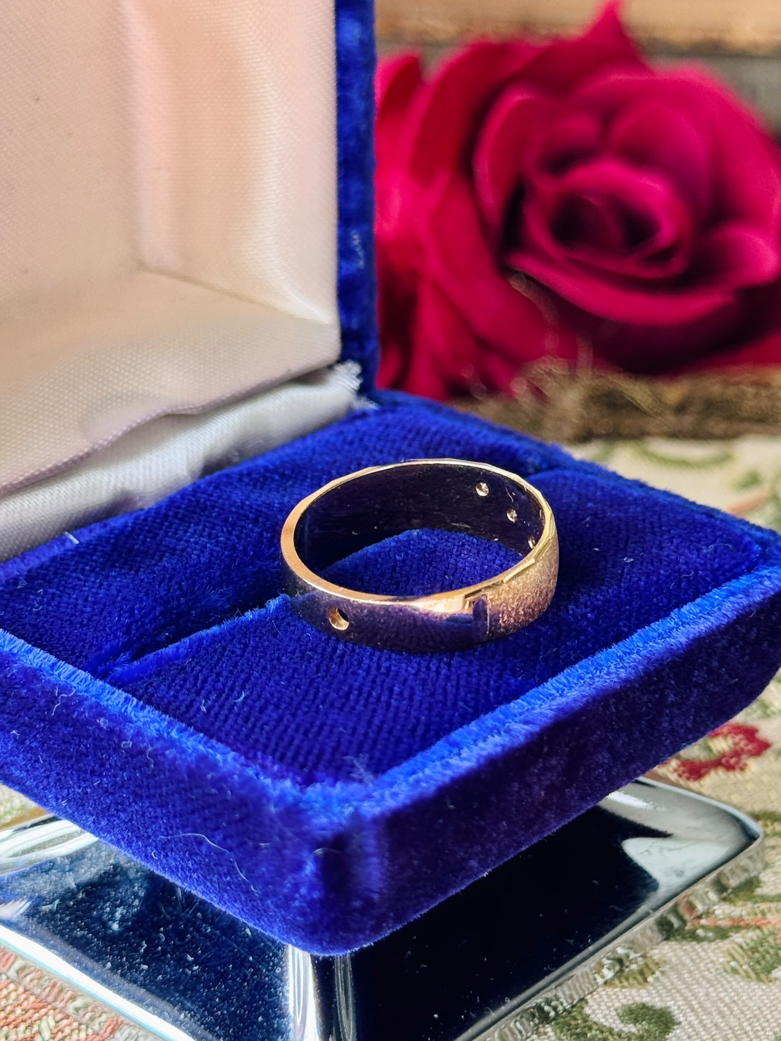 C.a. 1980s Art-Deco Inspired Golden Ring - HK size 20 (MT2622)