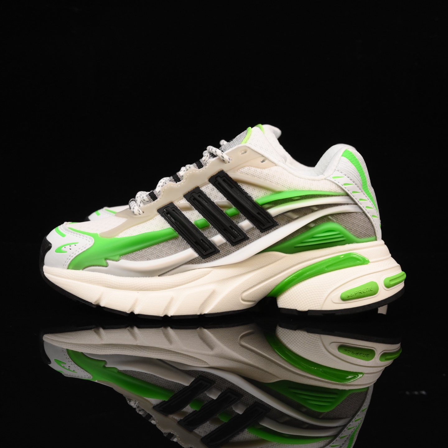 Pharrell Williams x Adidas Adistar Jellyfish 