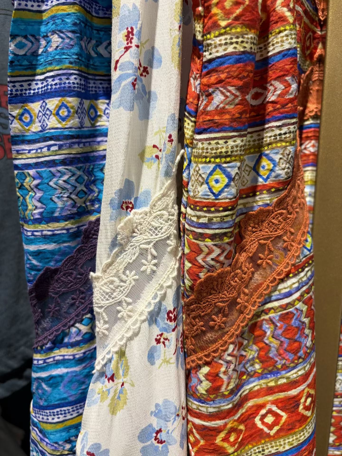 Printed lace long vest