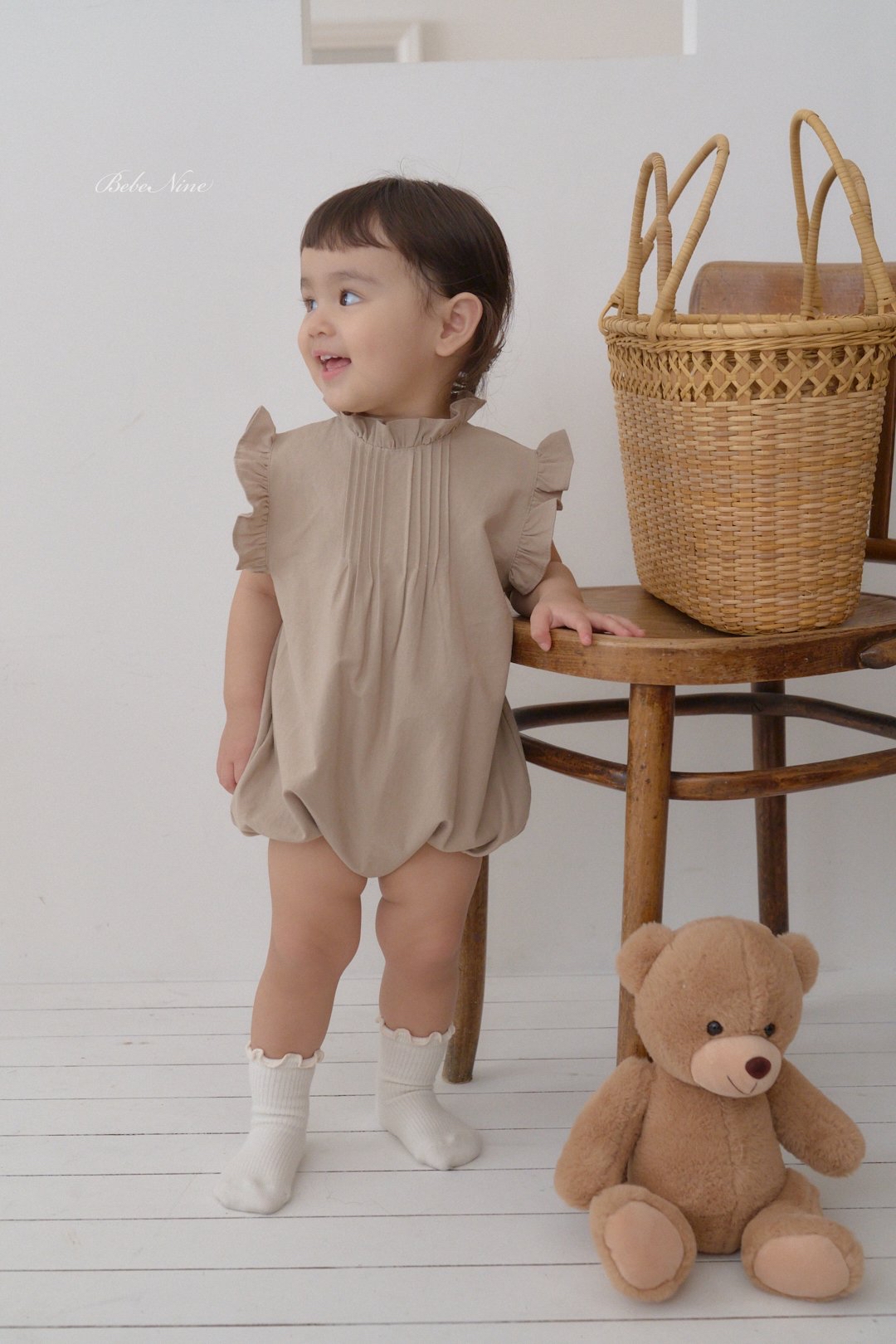 ☀️預訂 韓國直送☀️🇰🇷Bebenine三色摺皺荷葉邊背心包屁衣