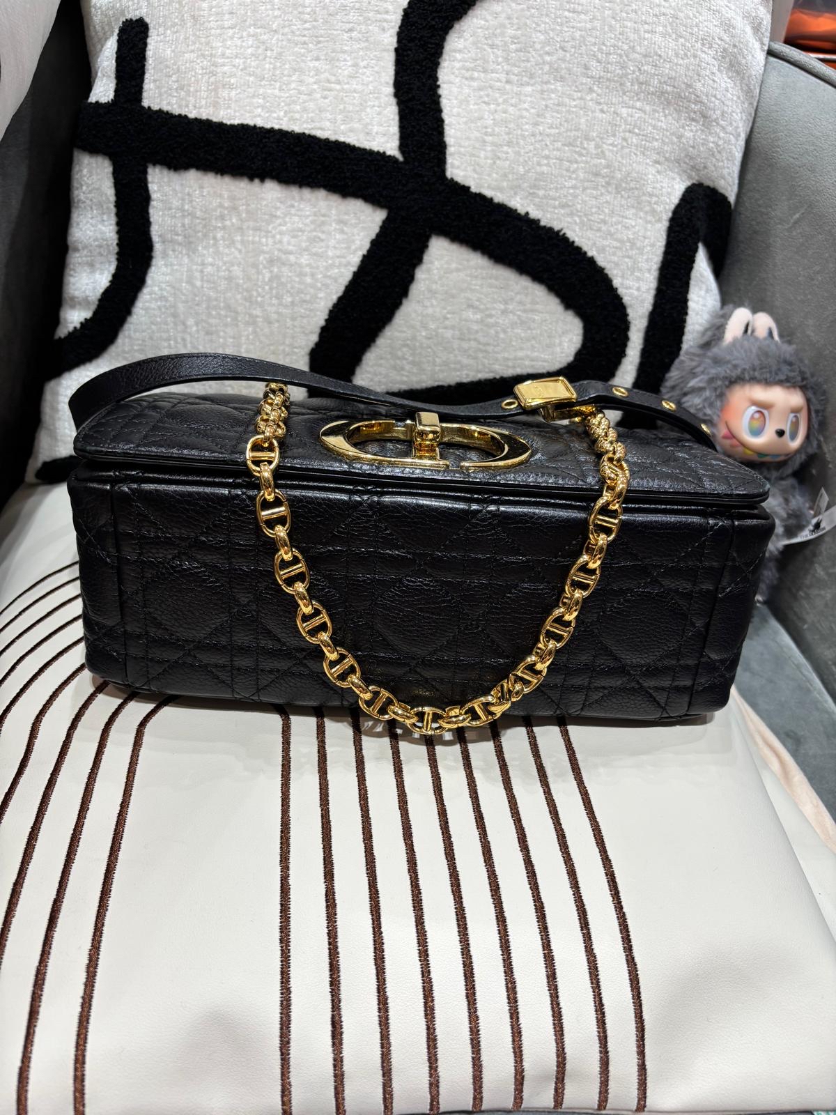 Dior Caro Medium Calfskin 黑金 100%Authentic, 95%New ✅Dust bag 
