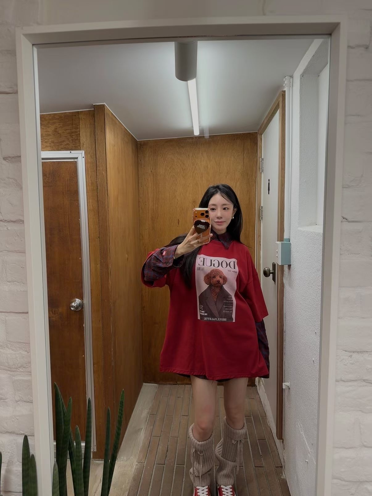 221609 《DOGUE》名模狗仔雜誌 Tee