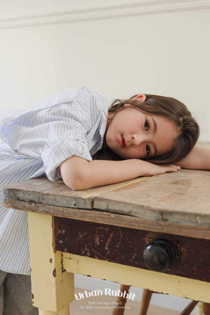 🇰🇷Urban Rabbit shirts