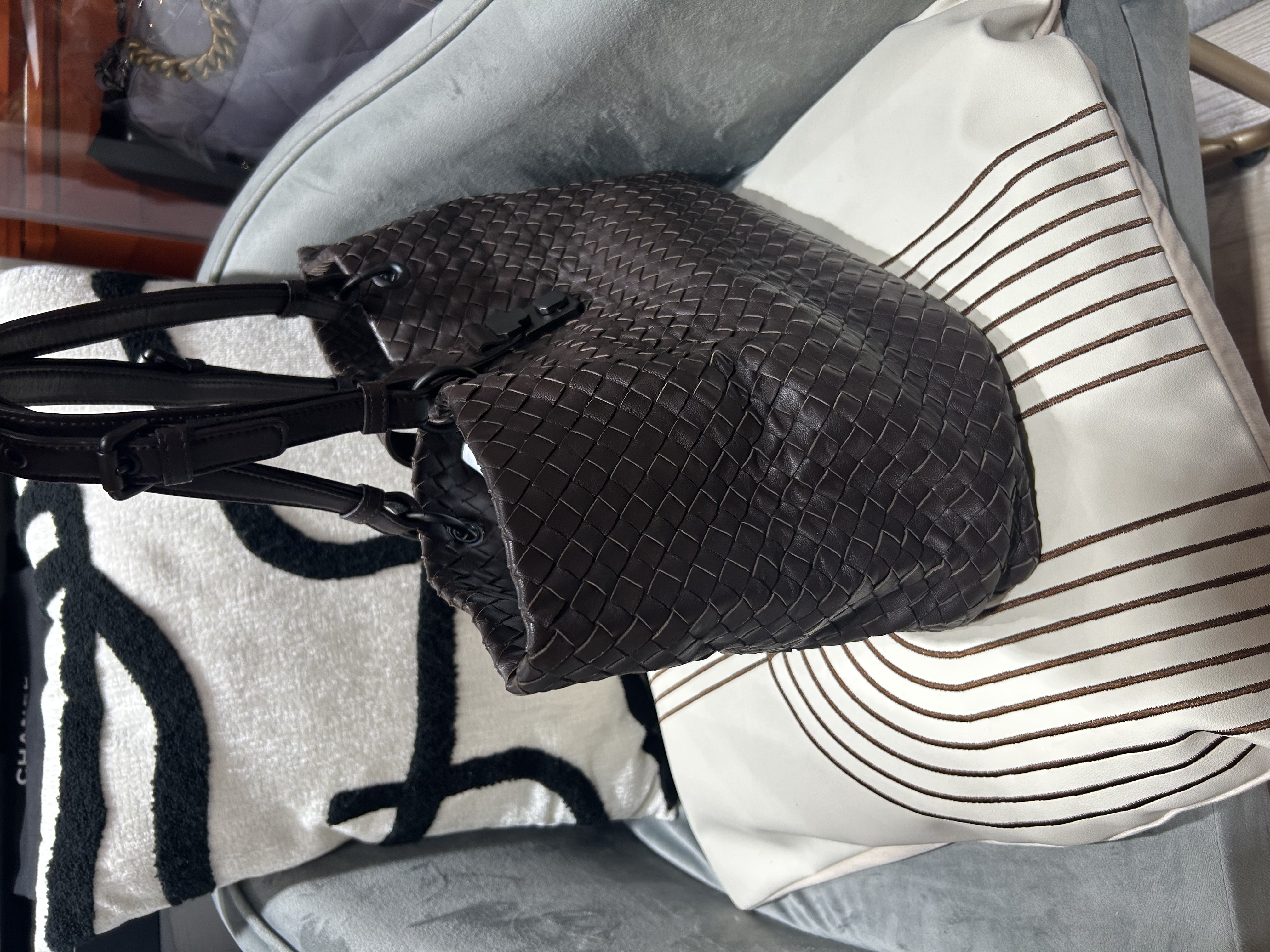 Bottega Veneta BV Intreccio Shoulder Bag Brown 100%Authentic, 95%New