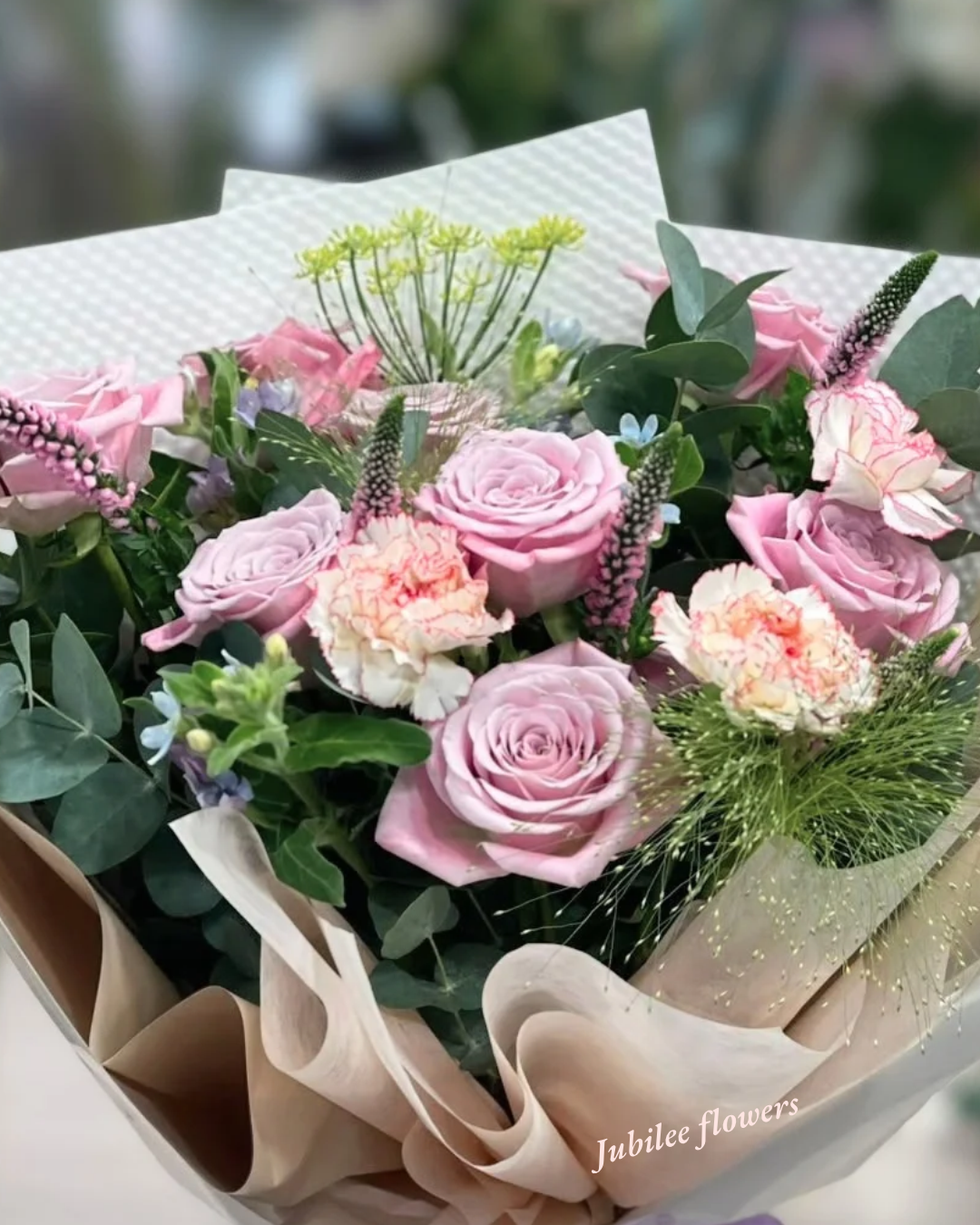 紫玫瑰混搭花束