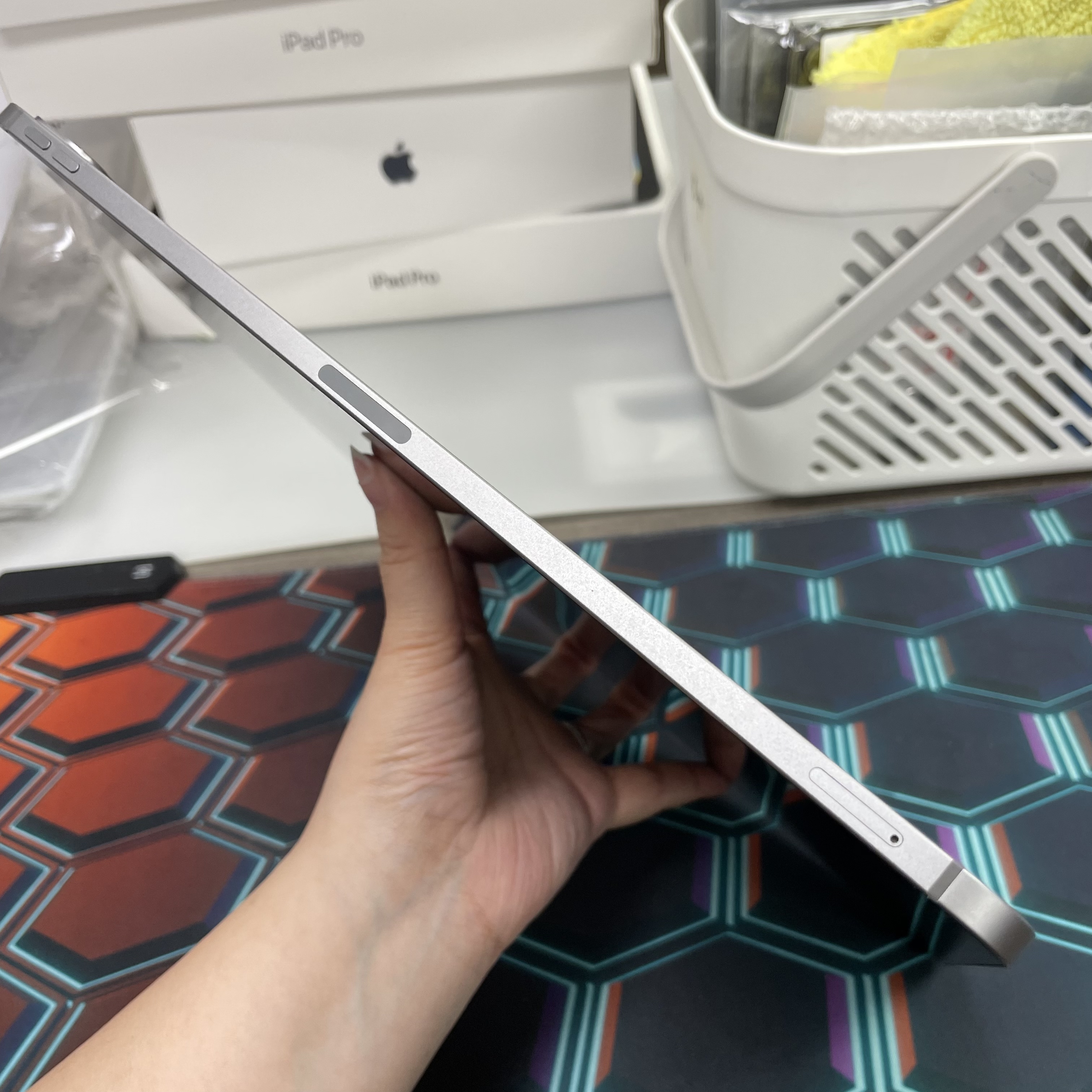 *774188BB iPad Pro 6 12.9吋 M2 勁靚機 256GB 插卡版 灰色 gray