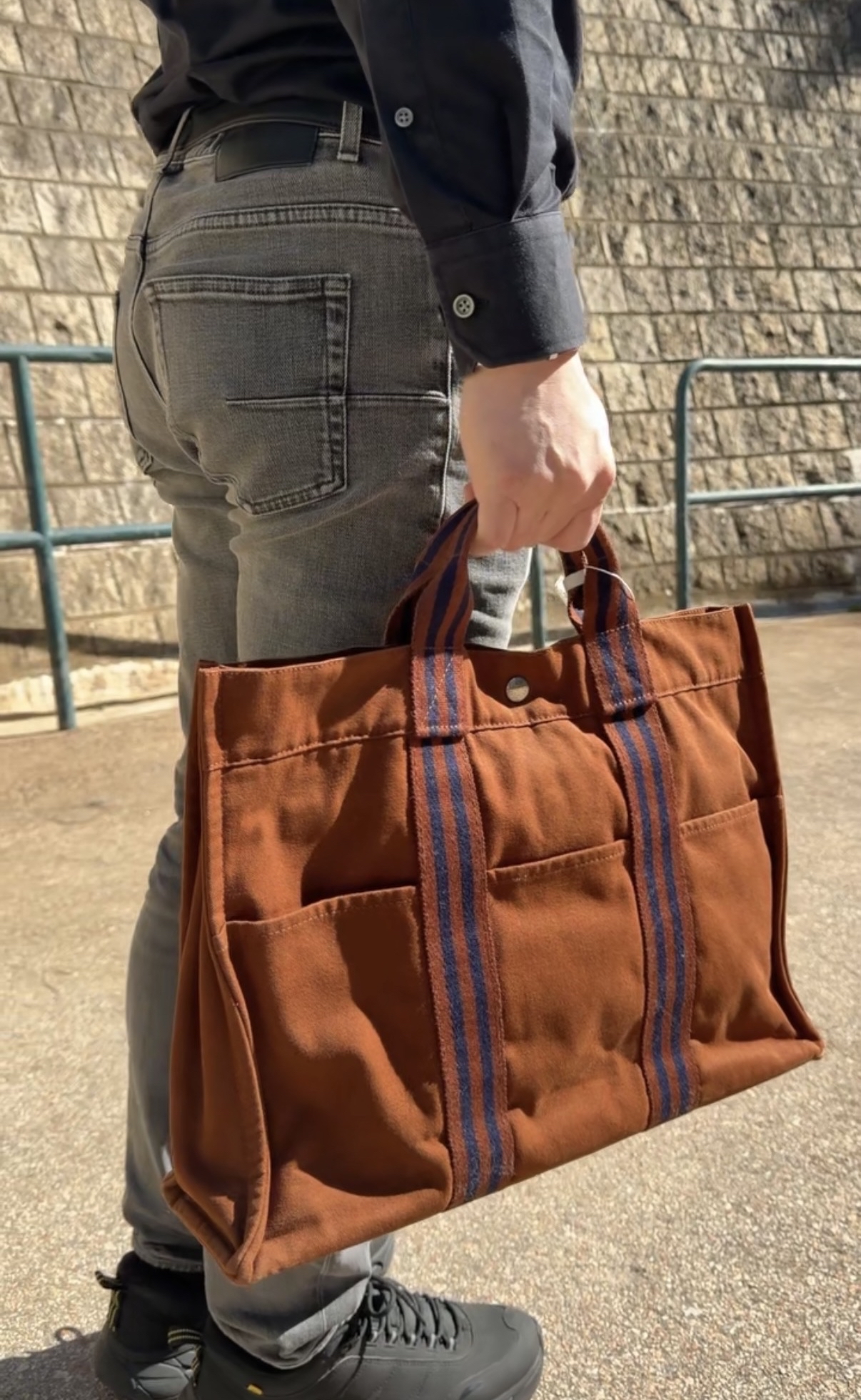 Hermes 咖啡帆布深藍邊herline Tote 手提袋GM