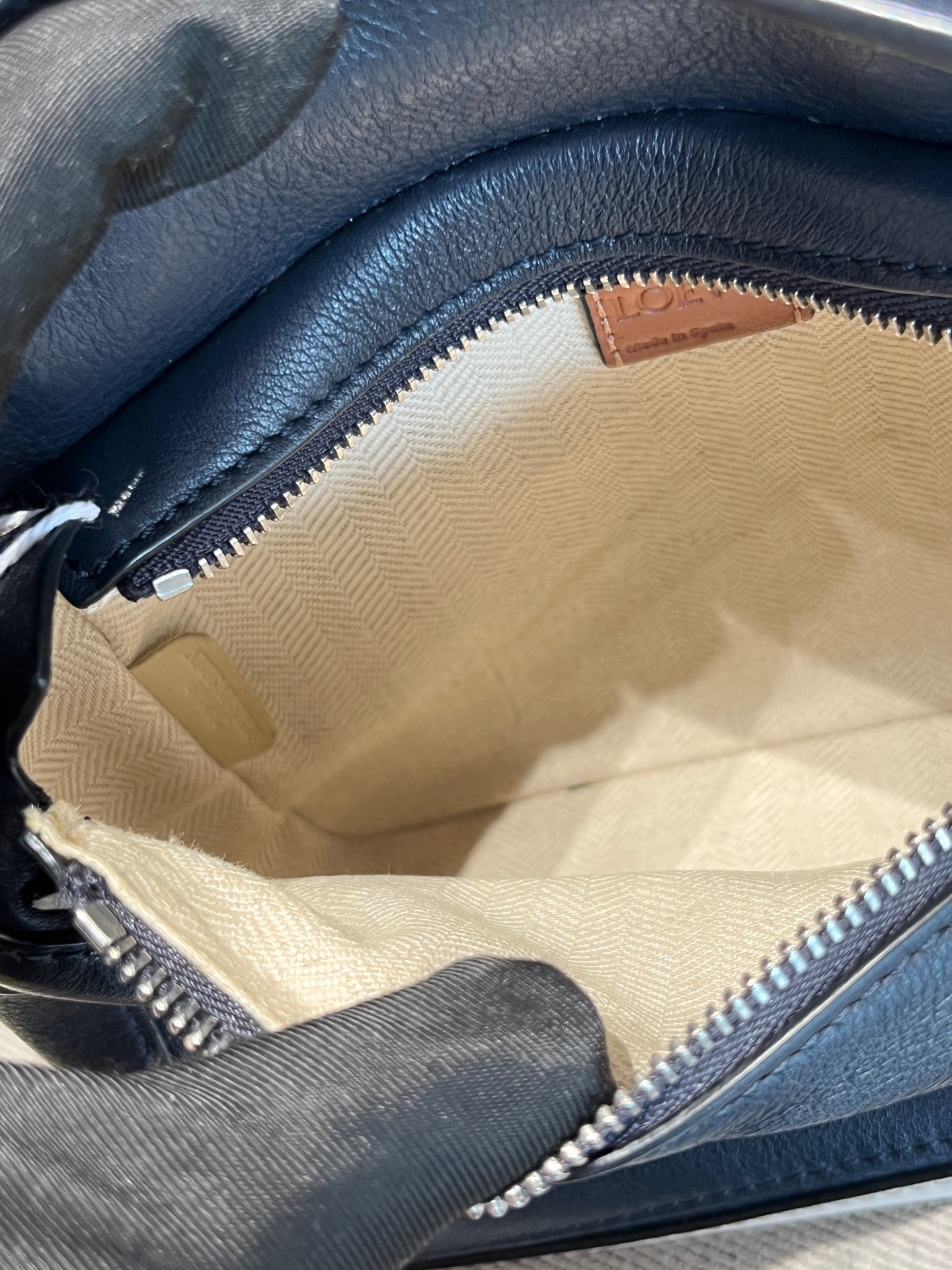 【預訂貨品】Loewe 海軍風三拼色 minipuzzle