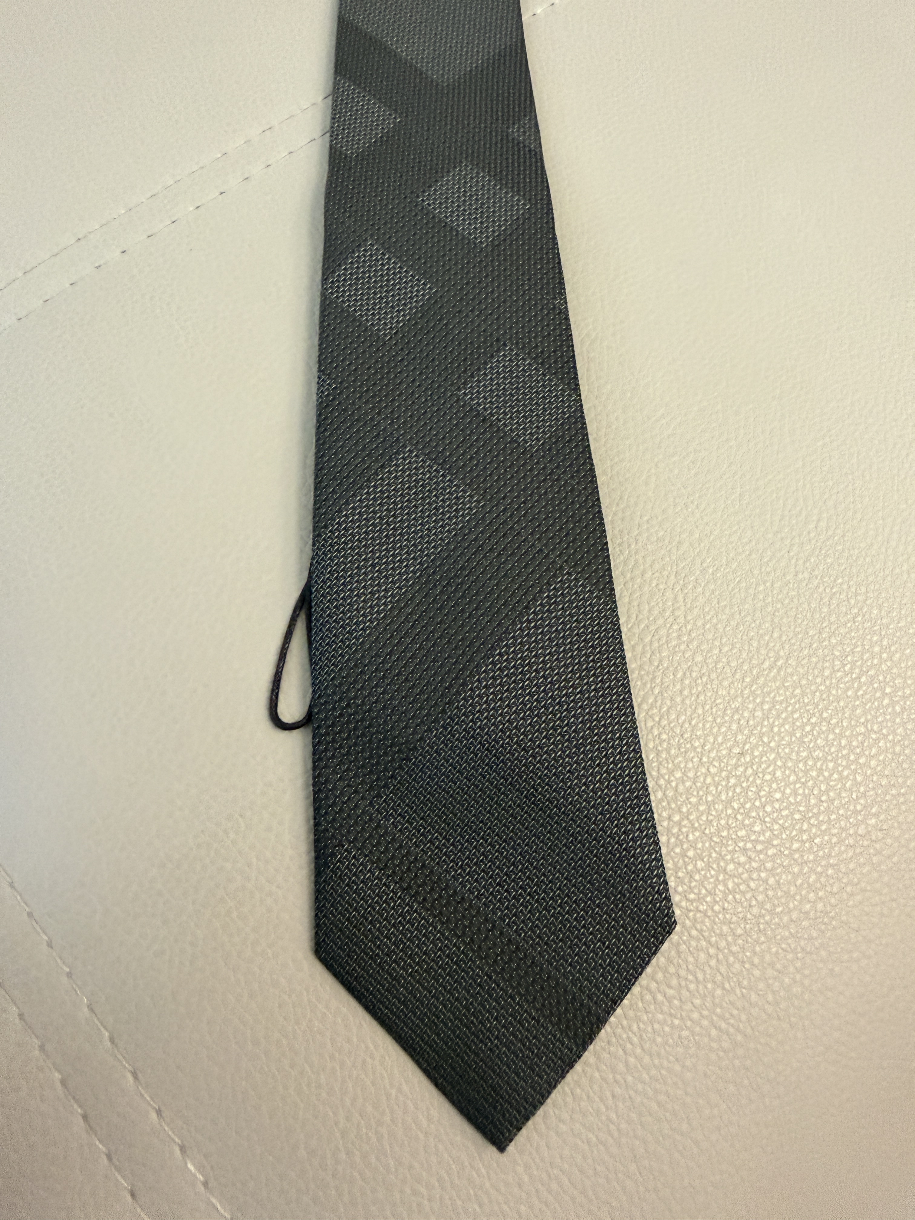 Burberry tie (意大利🇮🇹制造)