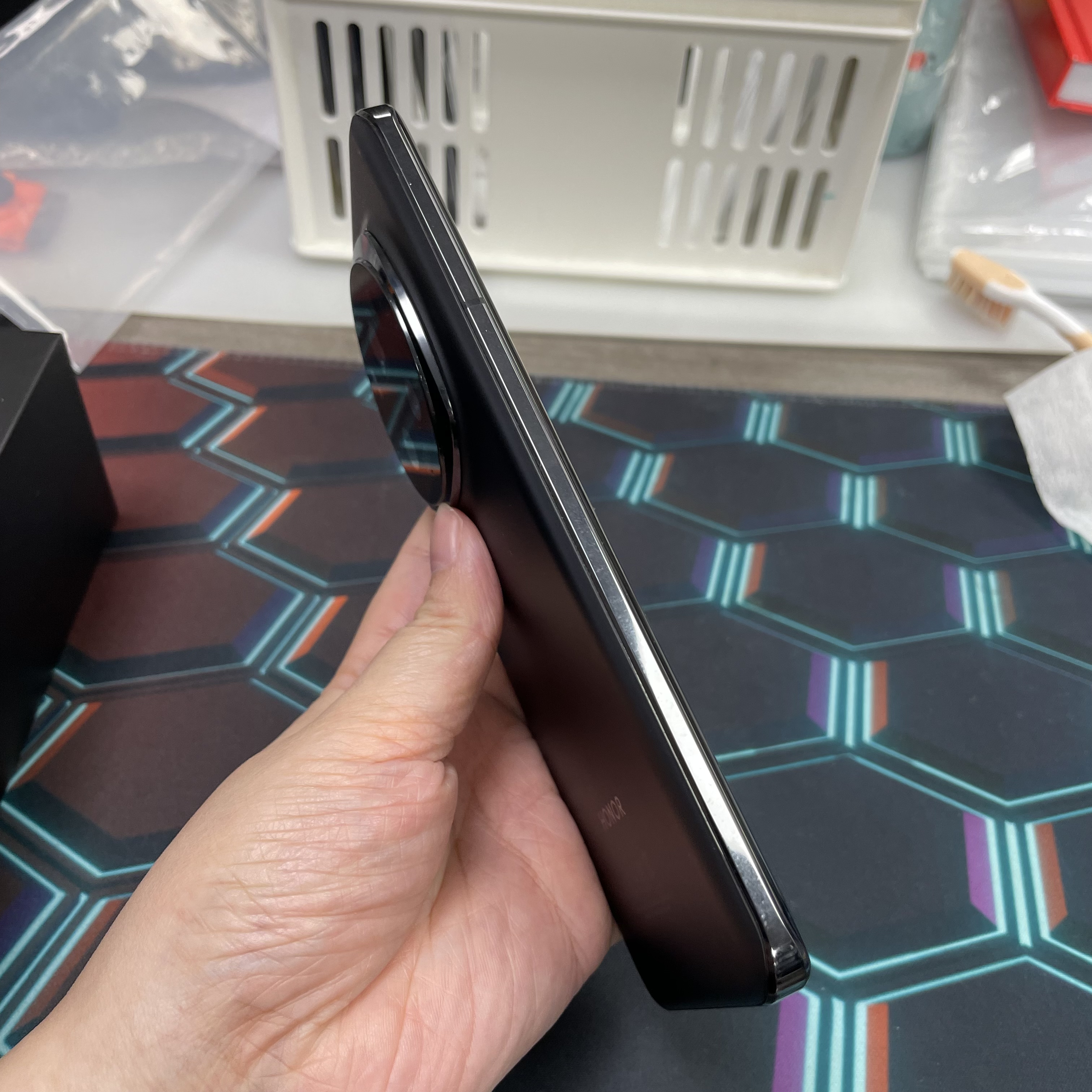 *8242 Honor Magic 6 Pro 勁靚機 16+1TB 黑色 black
