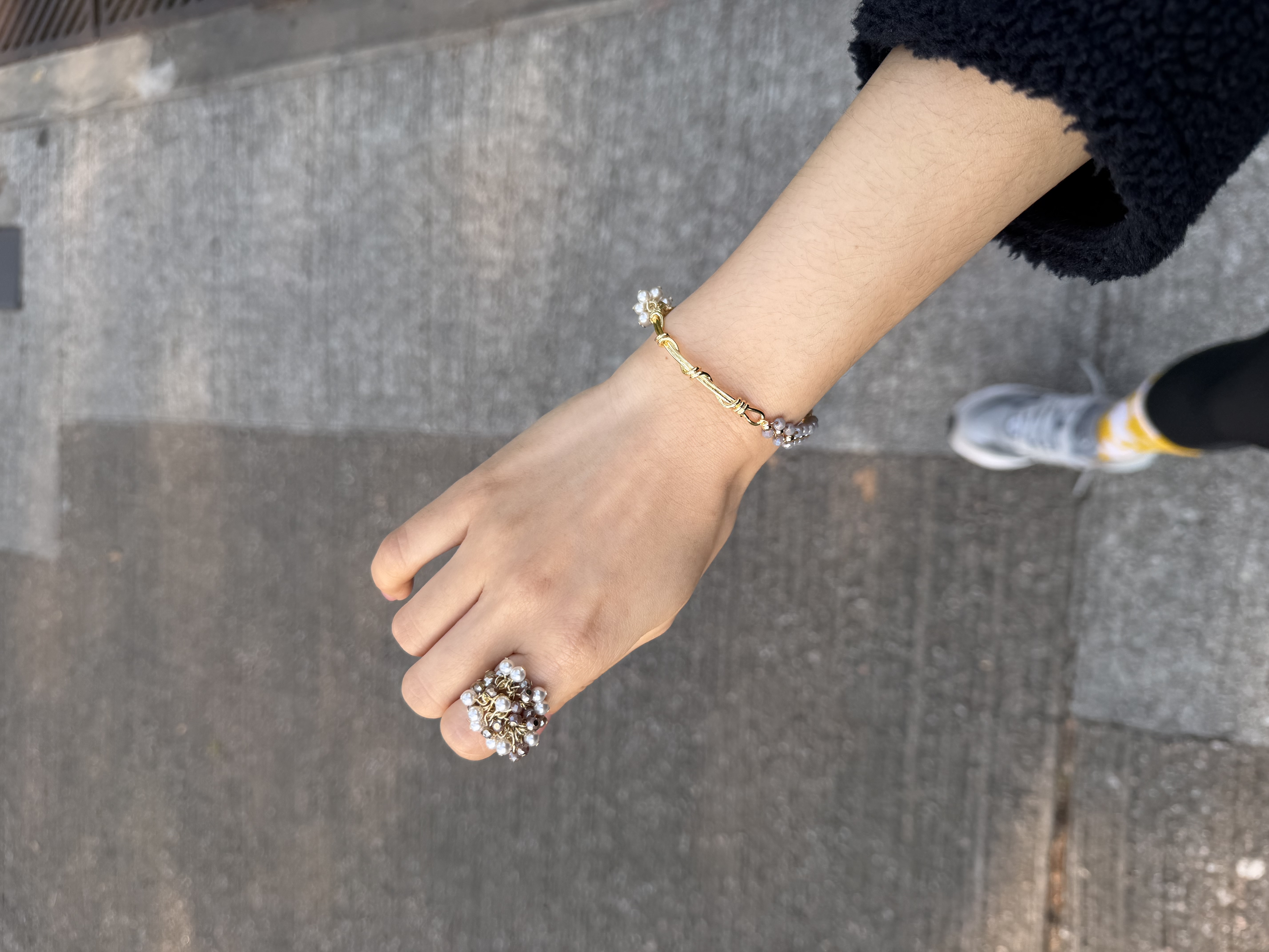 珍珠小花球併接手織手鍊/淺薰衣草x金色