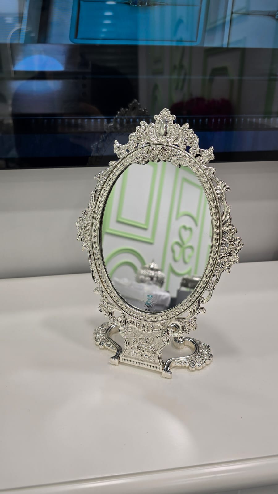 鍍銀玫瑰花紋鵝蛋型座枱鏡 K2922M