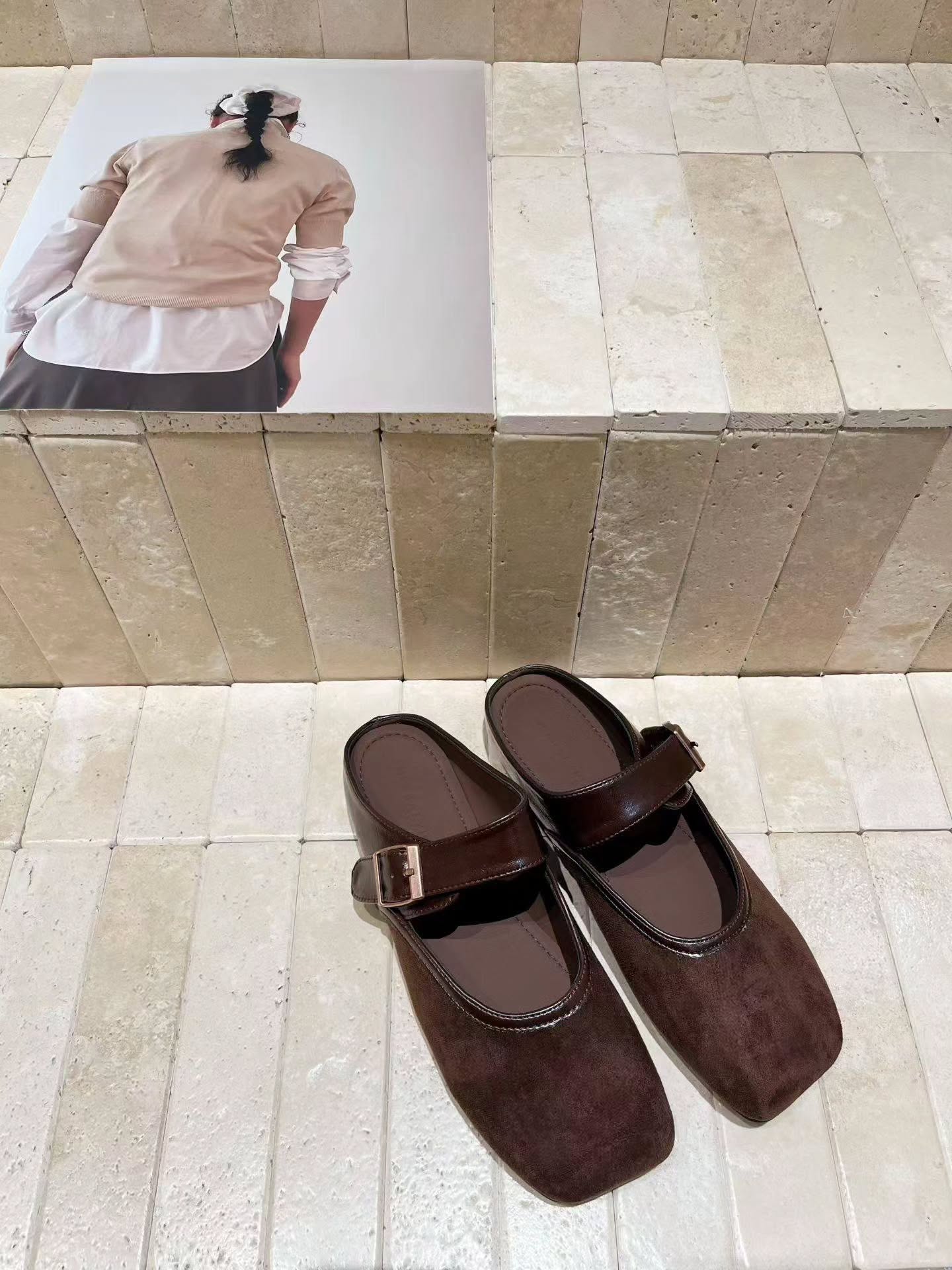 2583-3 复古气质半包鞋 🇨🇳