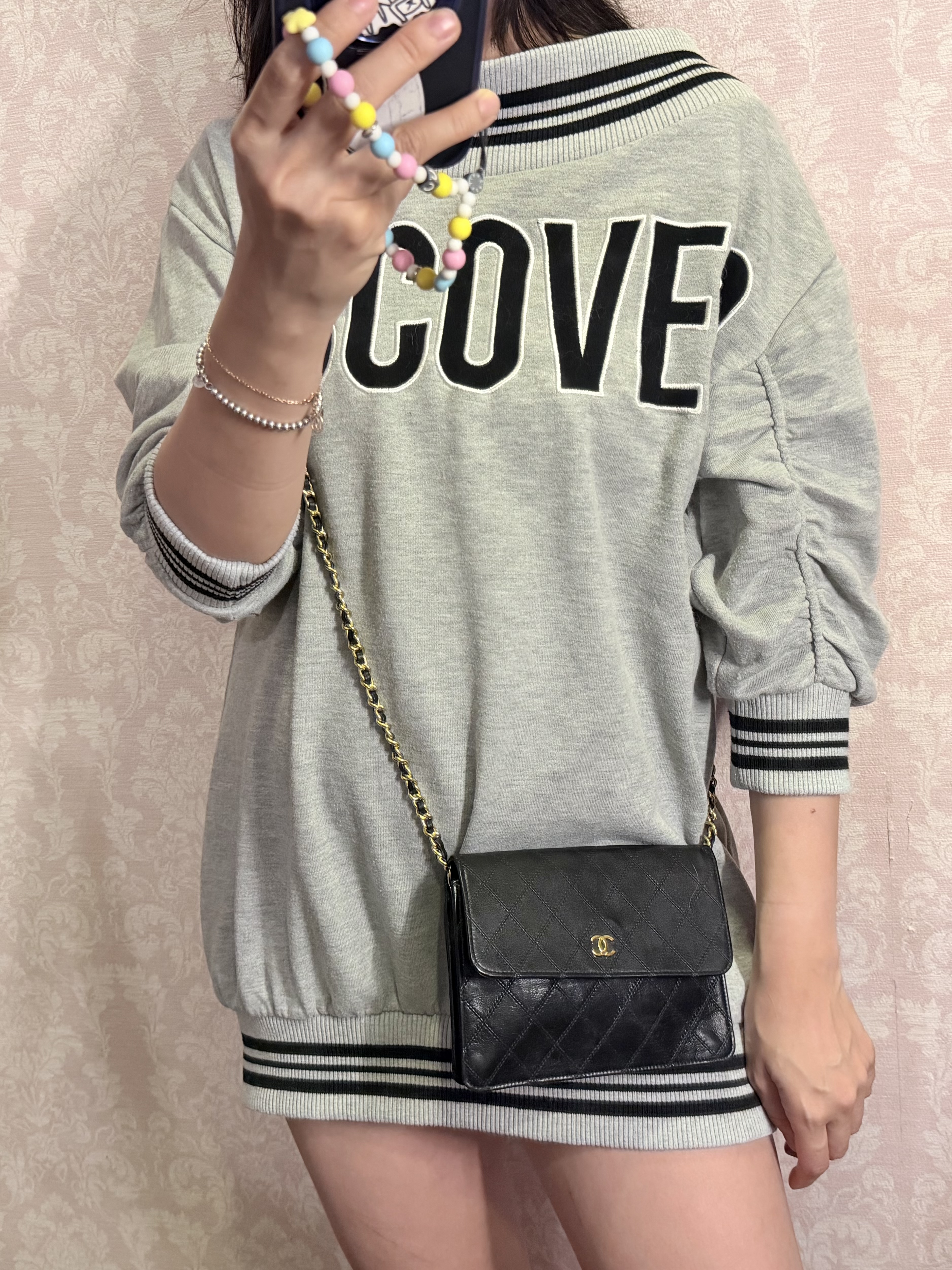 chanel cc black matelasse  black leather flap cutch bag