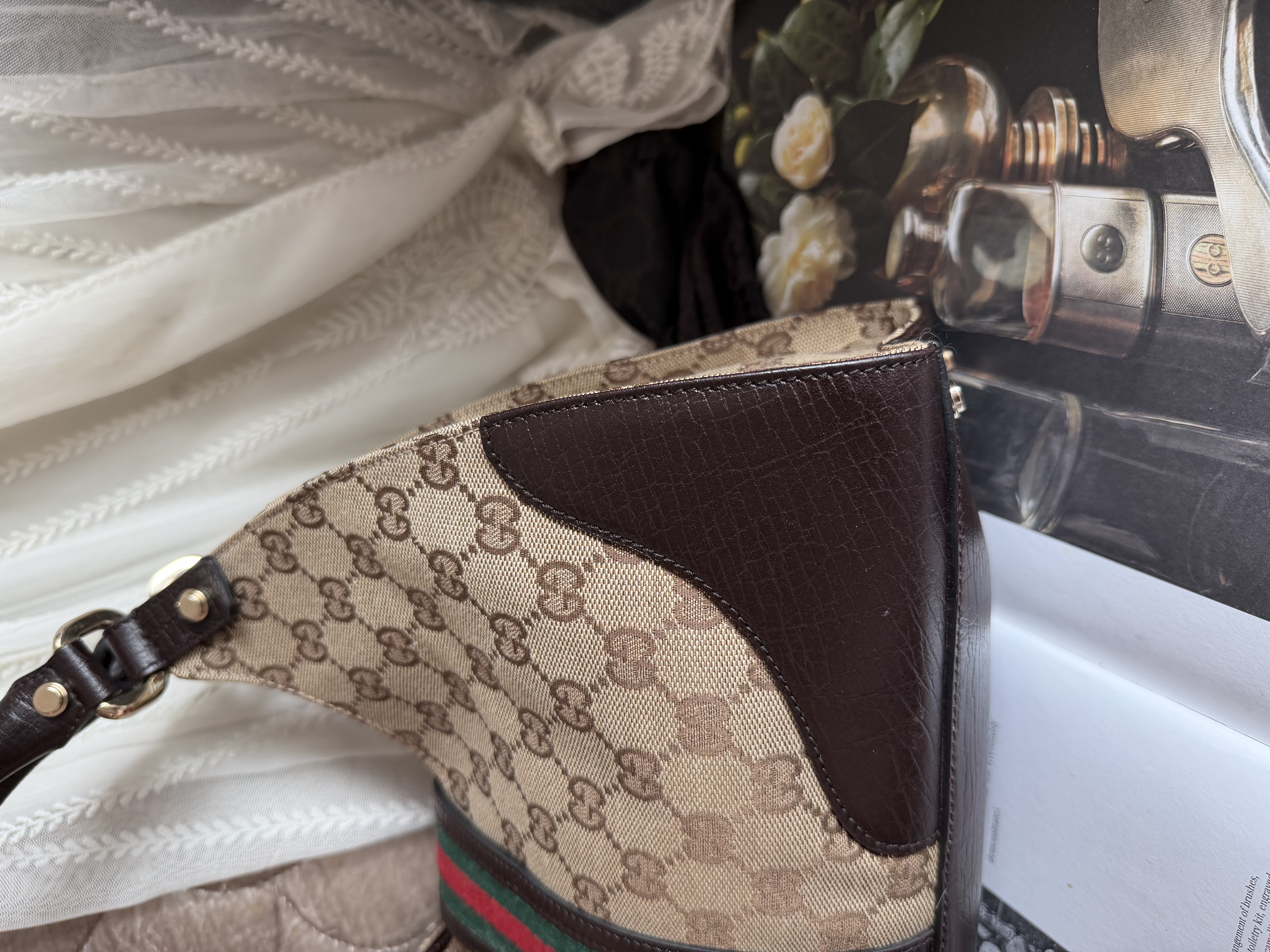 Vintage gucci jackie bag gold gg logo lock 