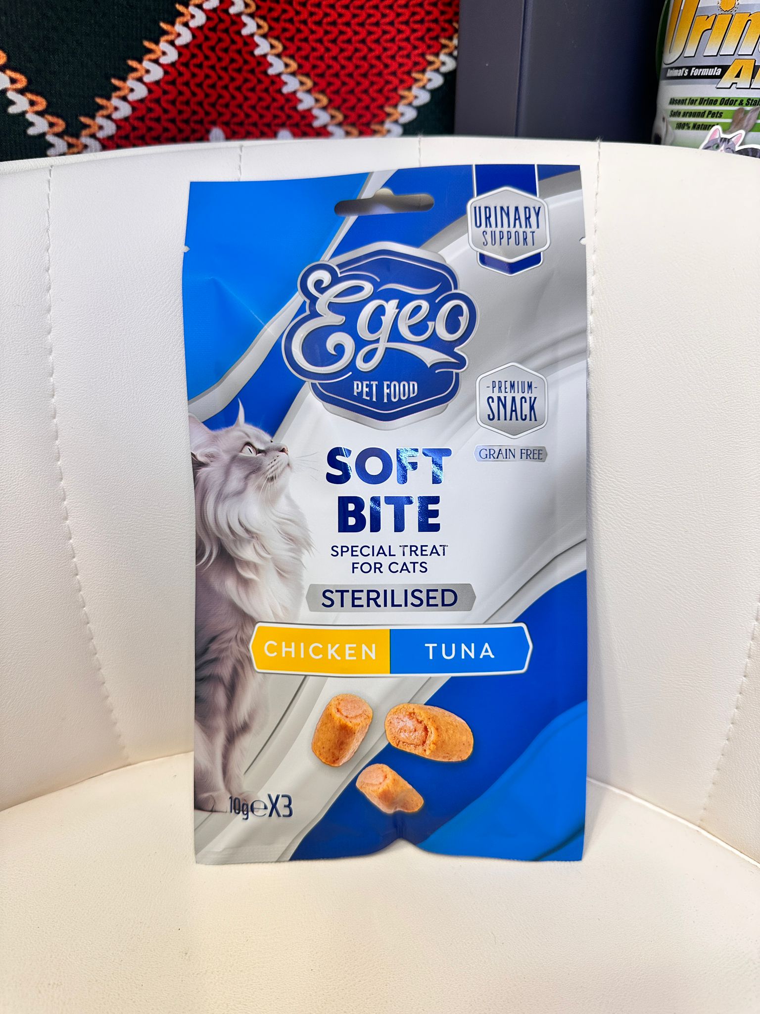 (現貨即取)Egeo EG 夾心肉醬軟粒貓小食(雞肉三文魚/雞肉吞拿魚/雞肉芝士) 10g x 3