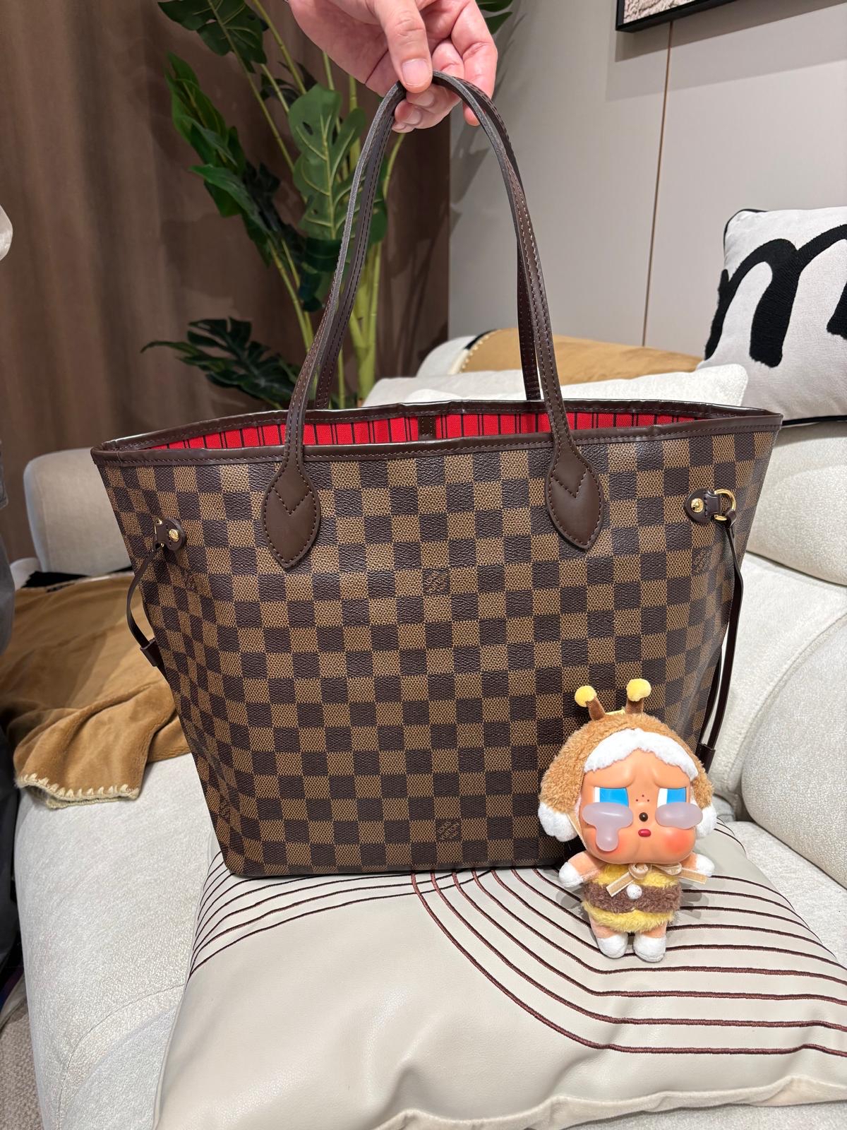 LV Neverfull MM 100%Authentic, 98%New ✅Dust bag