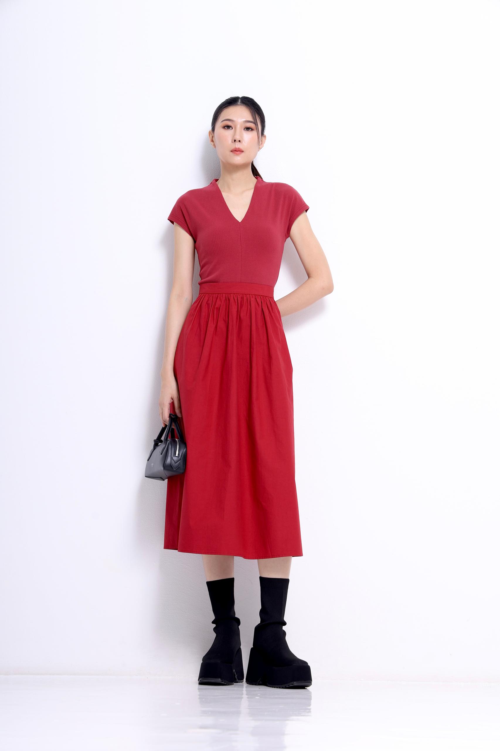 CD2150 V-NECK BODICE SMOCKED SKIRT DRESS