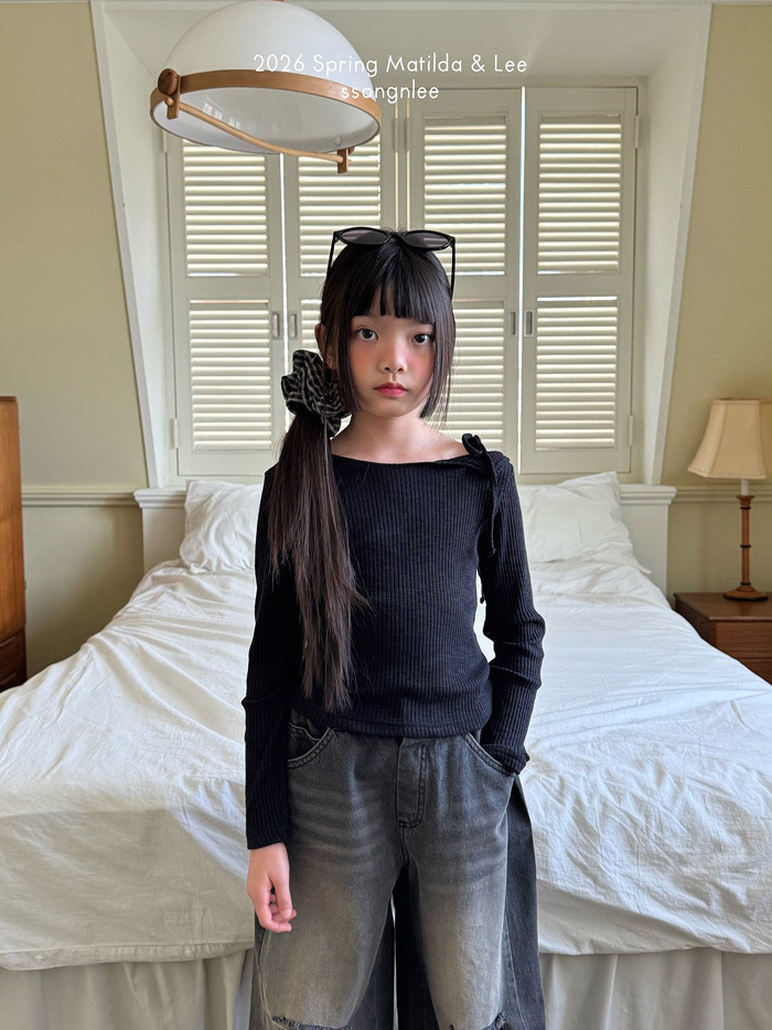 🇰🇷Matilda&Lee tee