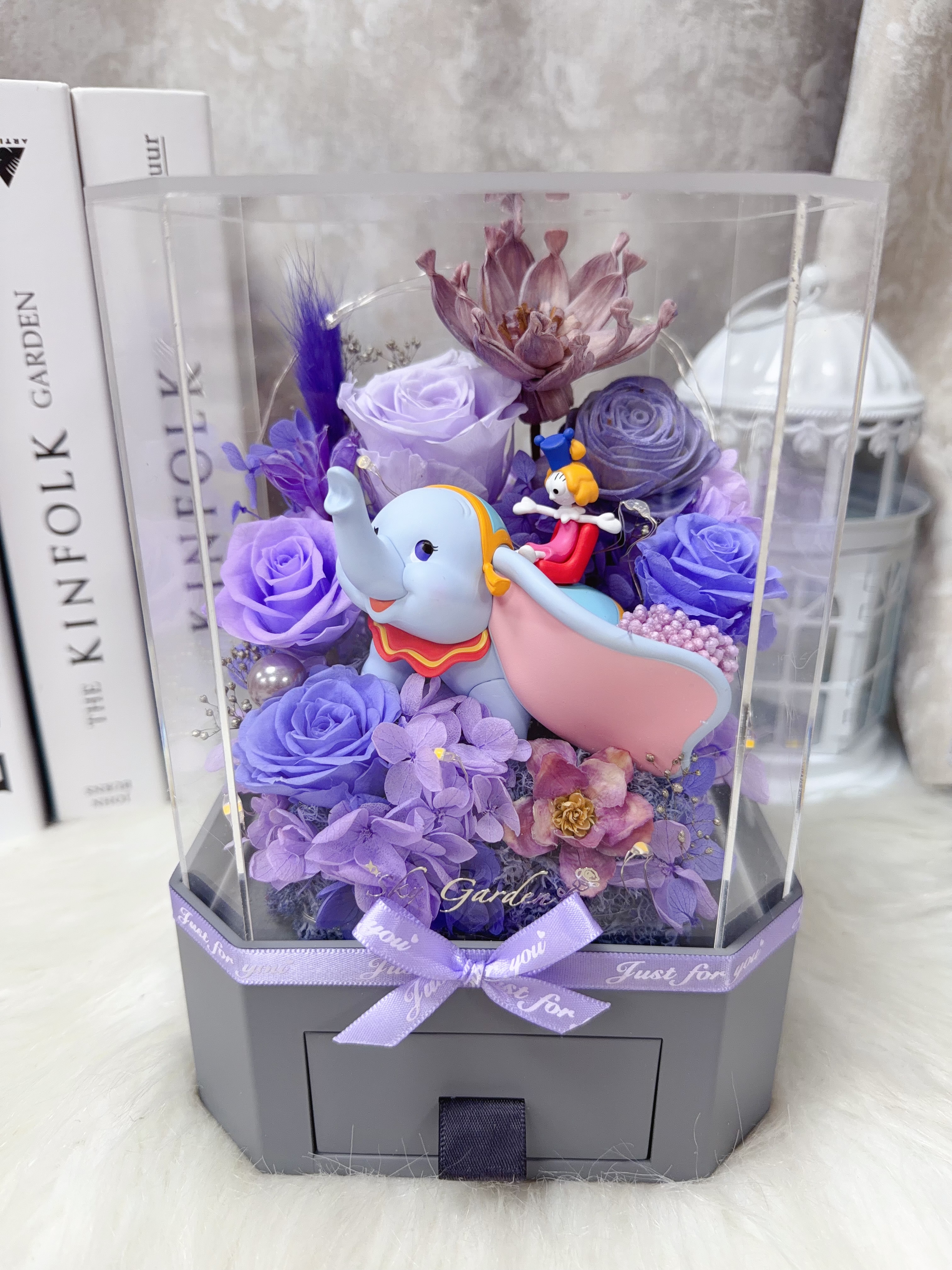 小飛象紫色永生花飾物八角花盒