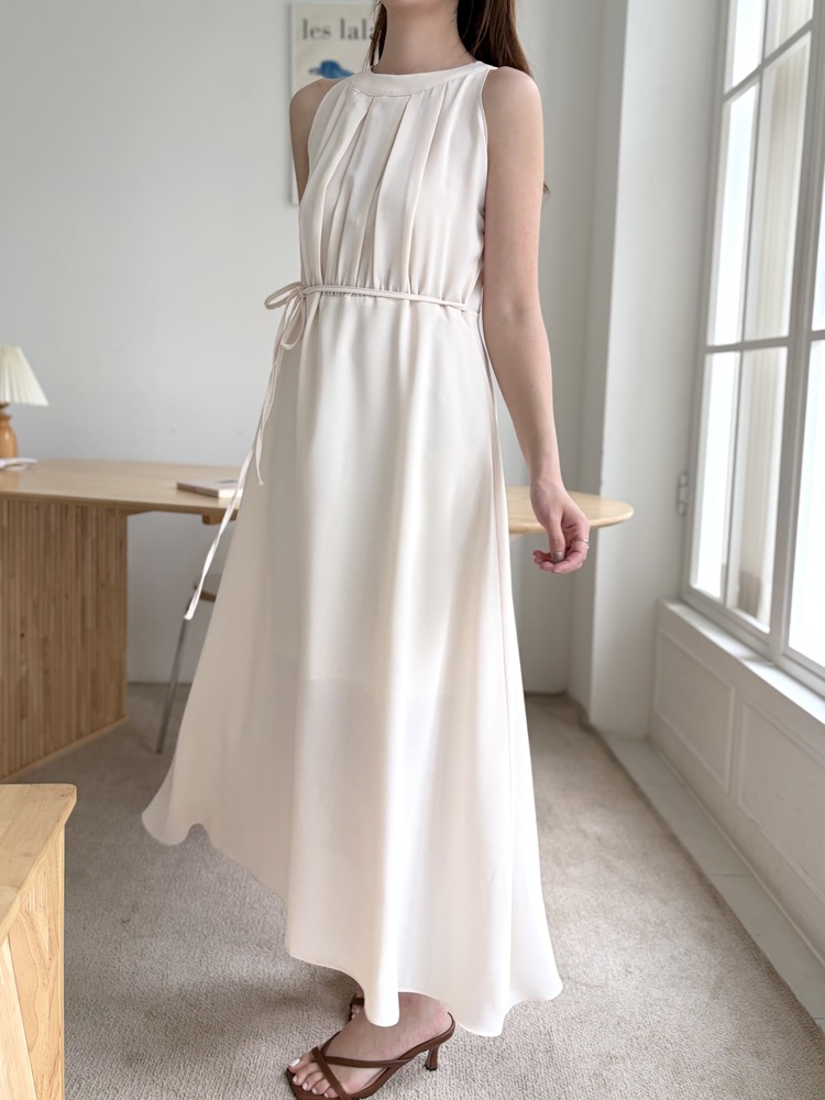 Pleated Halter Maxi Dress (Ivory)