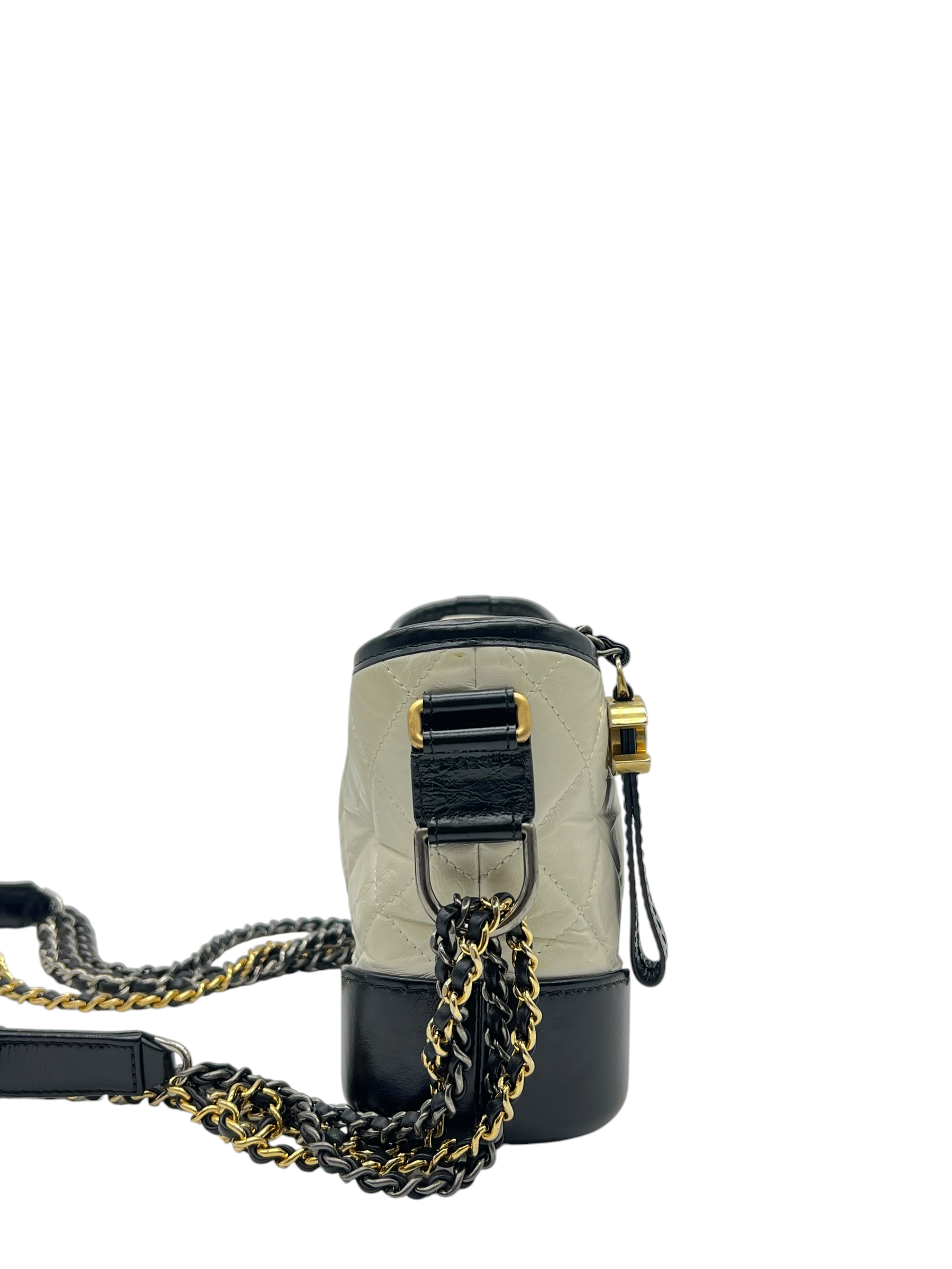 Pre-Owned CHANEL Gabrielle Small Quilted Calfskin Leather Hobo Bag / Product Code: 26052906