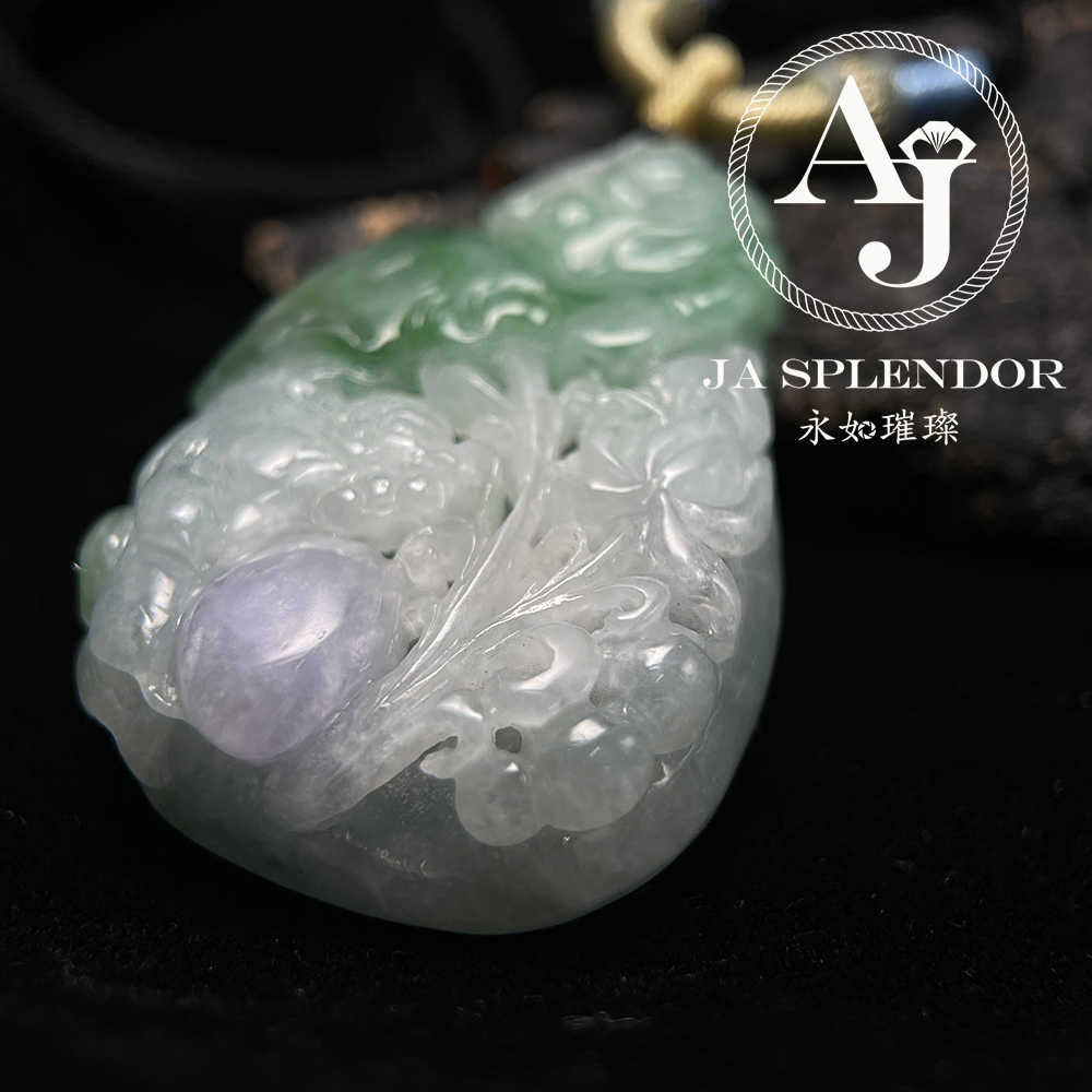 JN-3366 天然翡翠A玉 大師級鏤空精雕俏色春彩雙魚福壽映荷吊墜