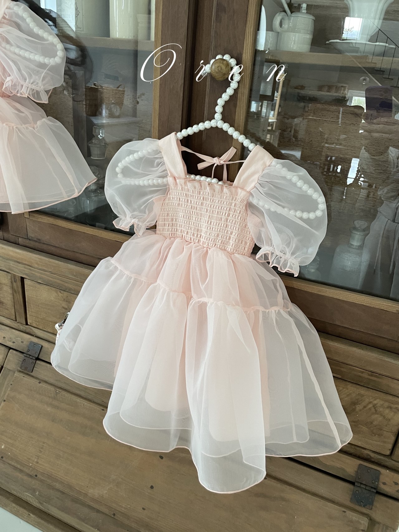 ☀️預訂 韓國直送☀️🇰🇷Oren兩色歐根紗泡泡袖包屁裙/連身裙