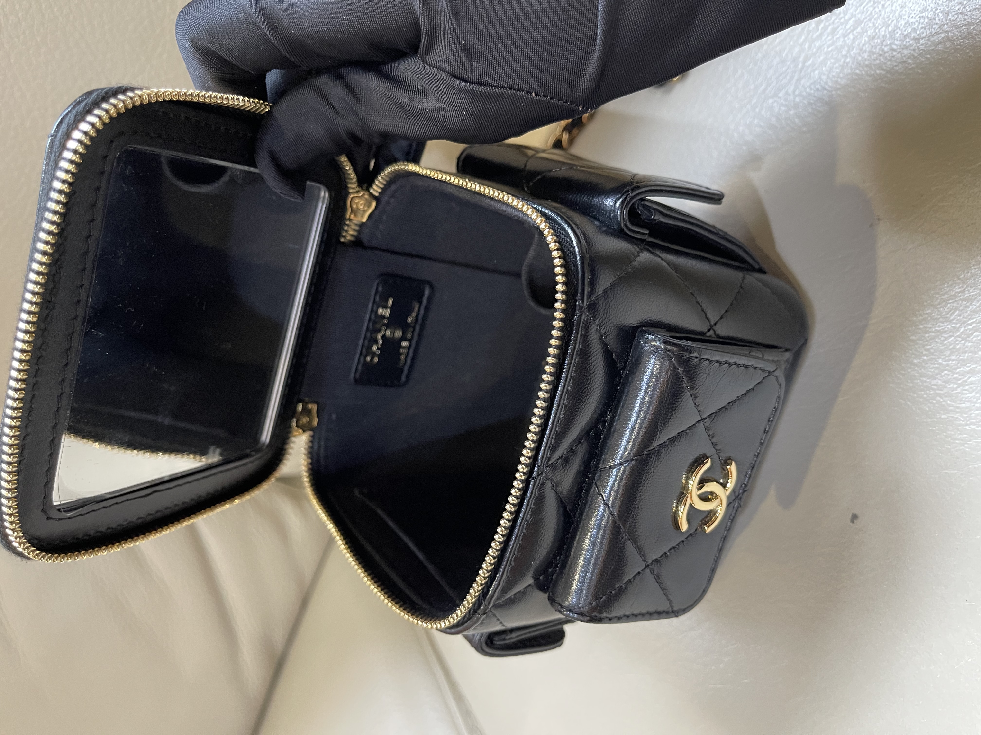Pre-owned Chanel vanity case bag