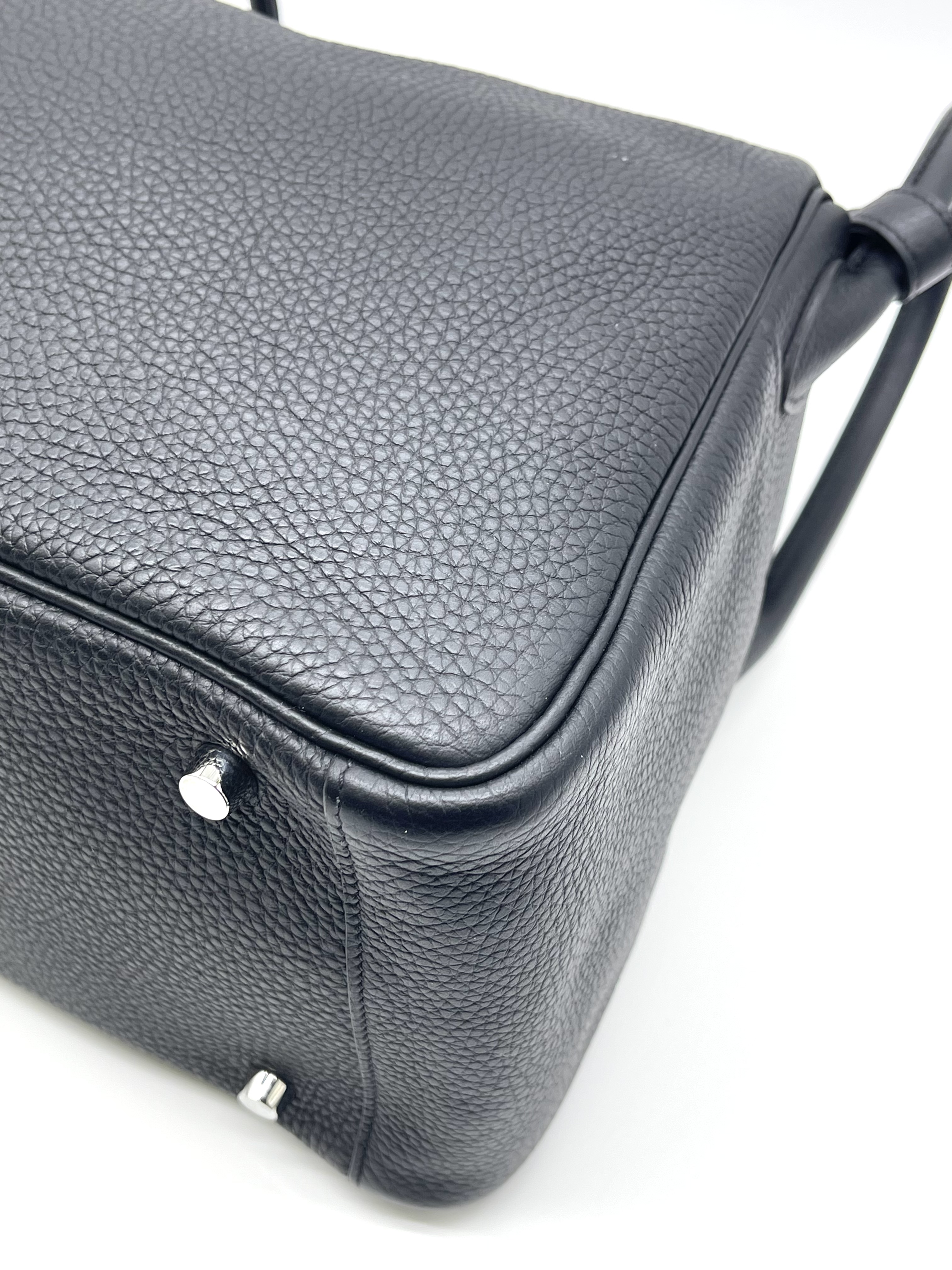 Pre-owned Hermès Lindy Stamp Z / Product Code: 26032707