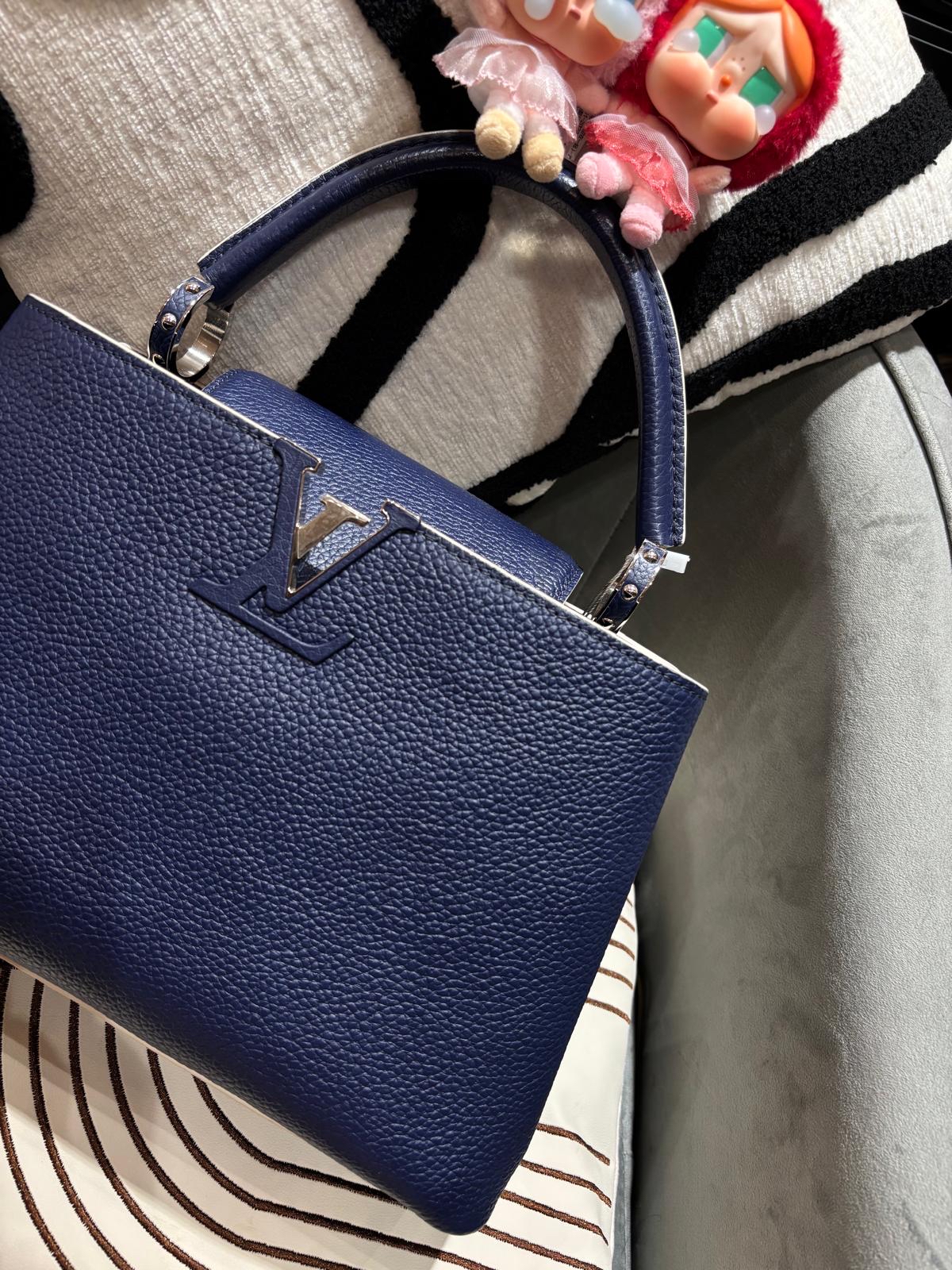 Lv Capucines MM leather 2way bag   100%Authentic, 98%new  ✅長肩帶✅Dust bag