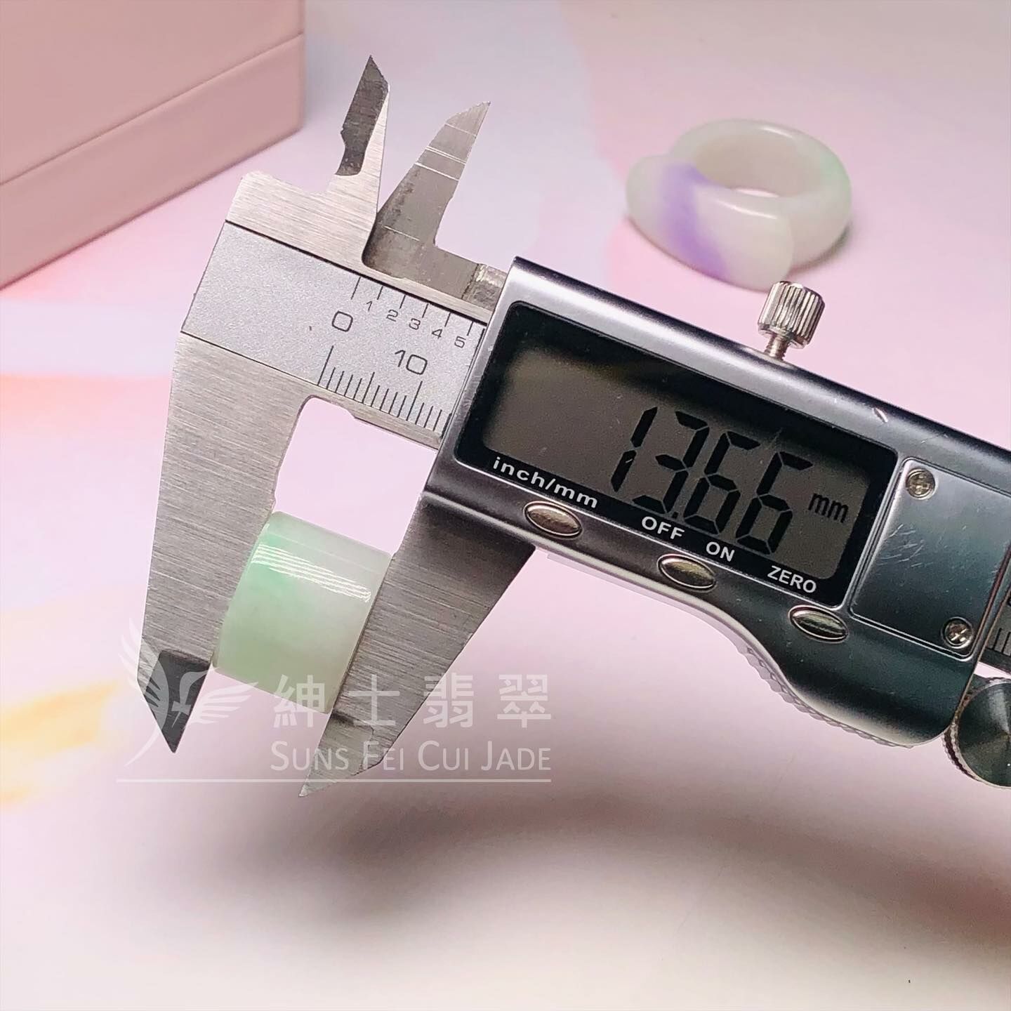 春彩馬鞍戒指連芯(港圈23.5號)