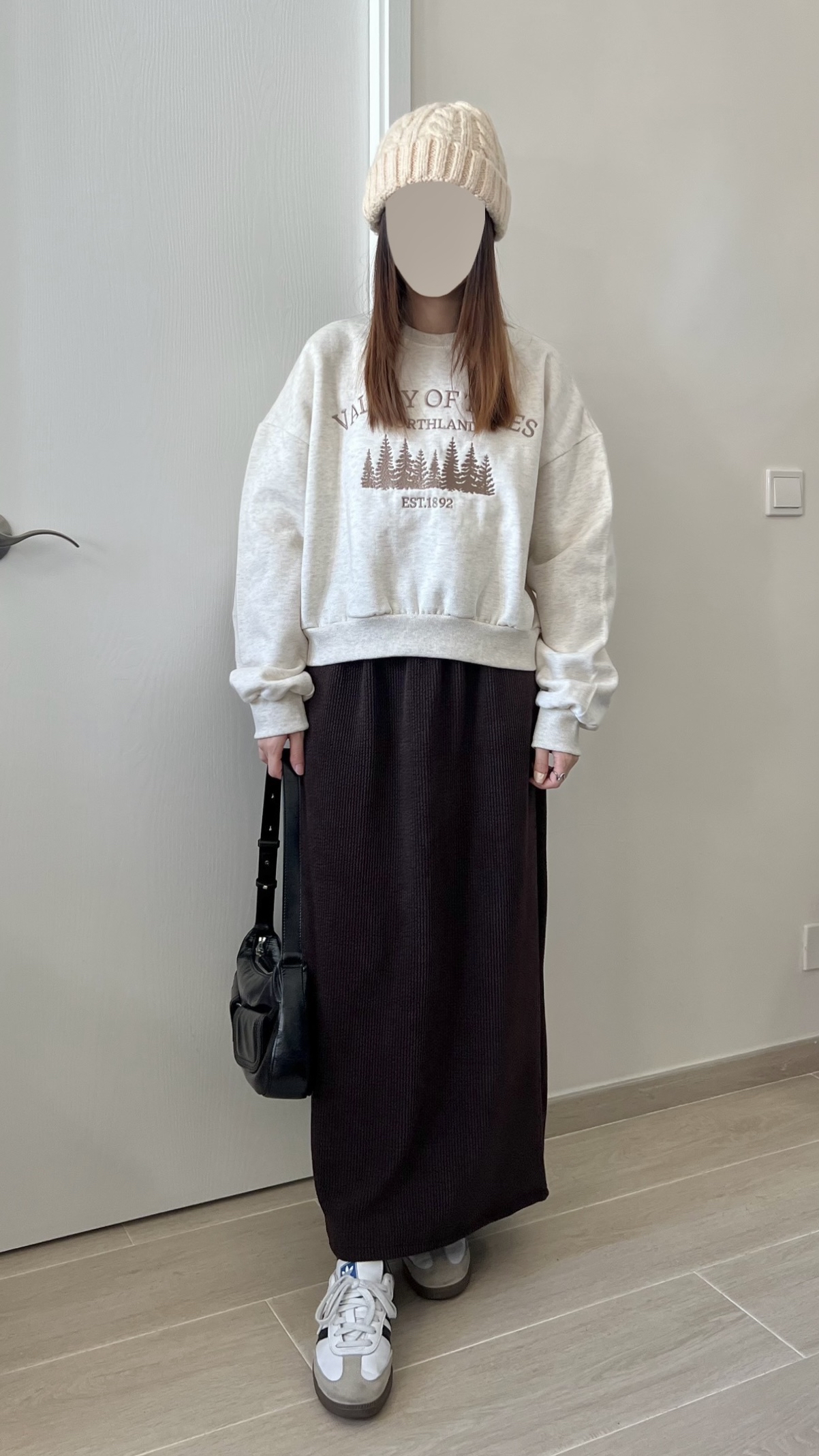 刺繡樹林衛衣 現貨