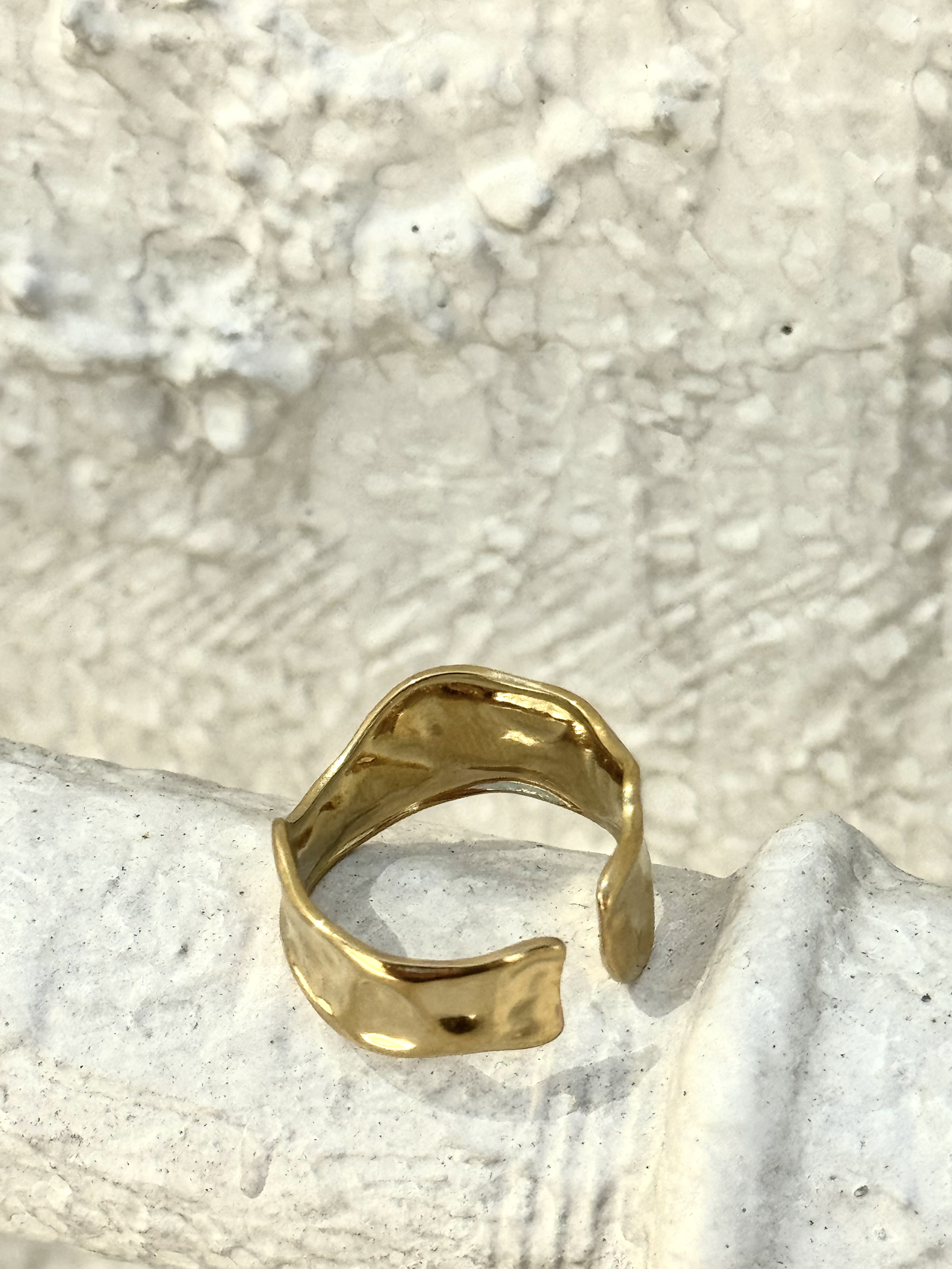 Gold irregular stainless ring