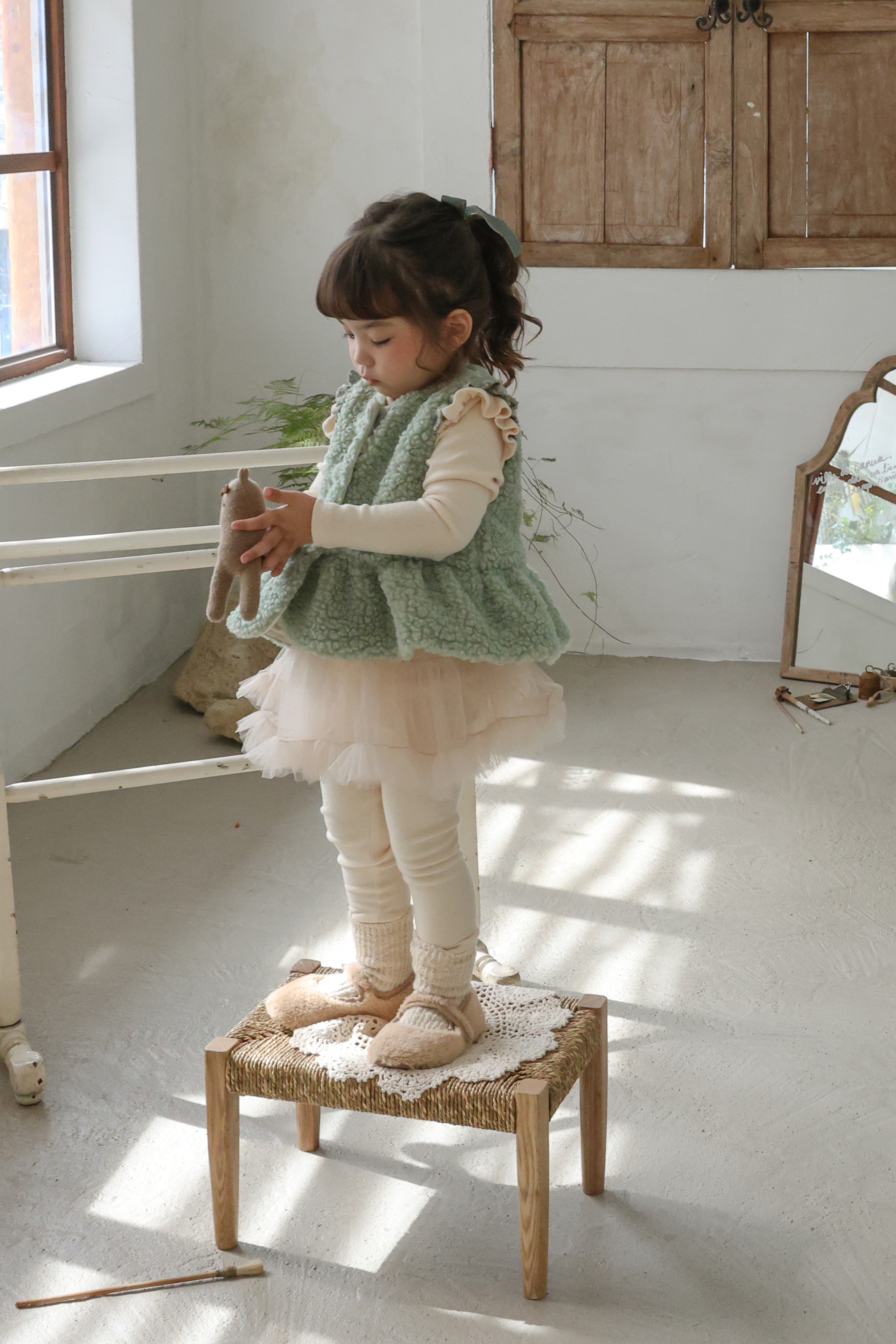 FLO | Pposong fur vest Green