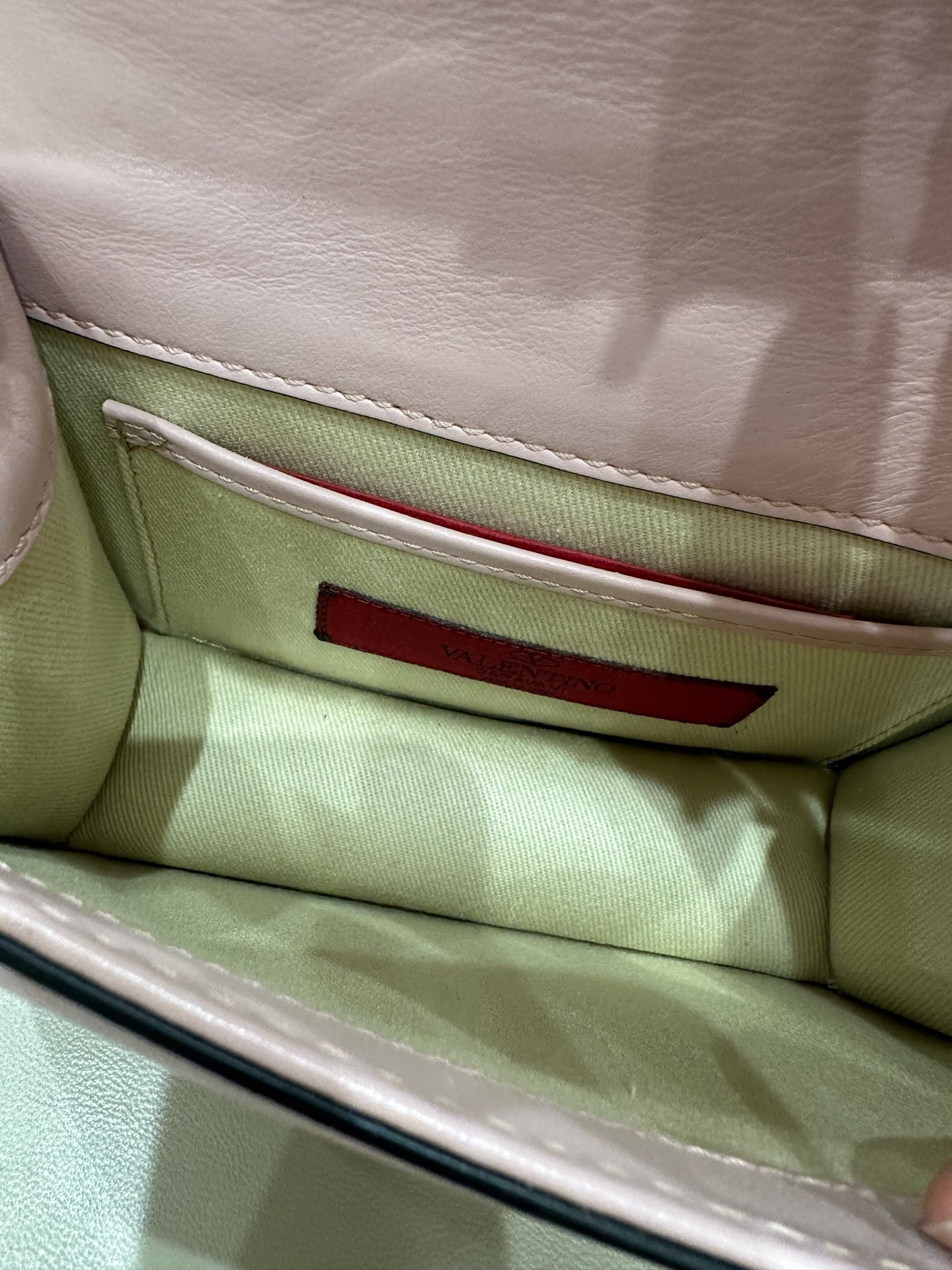 【預訂貨品】Valentino粉色woc