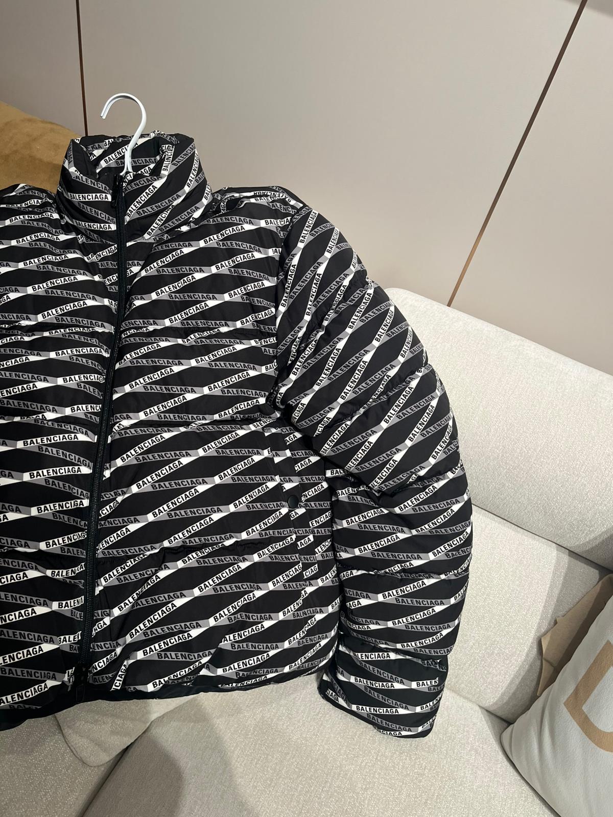 Balenciaga Quilted Logo Print Shell Jacket 100%Authentic, 98%New 