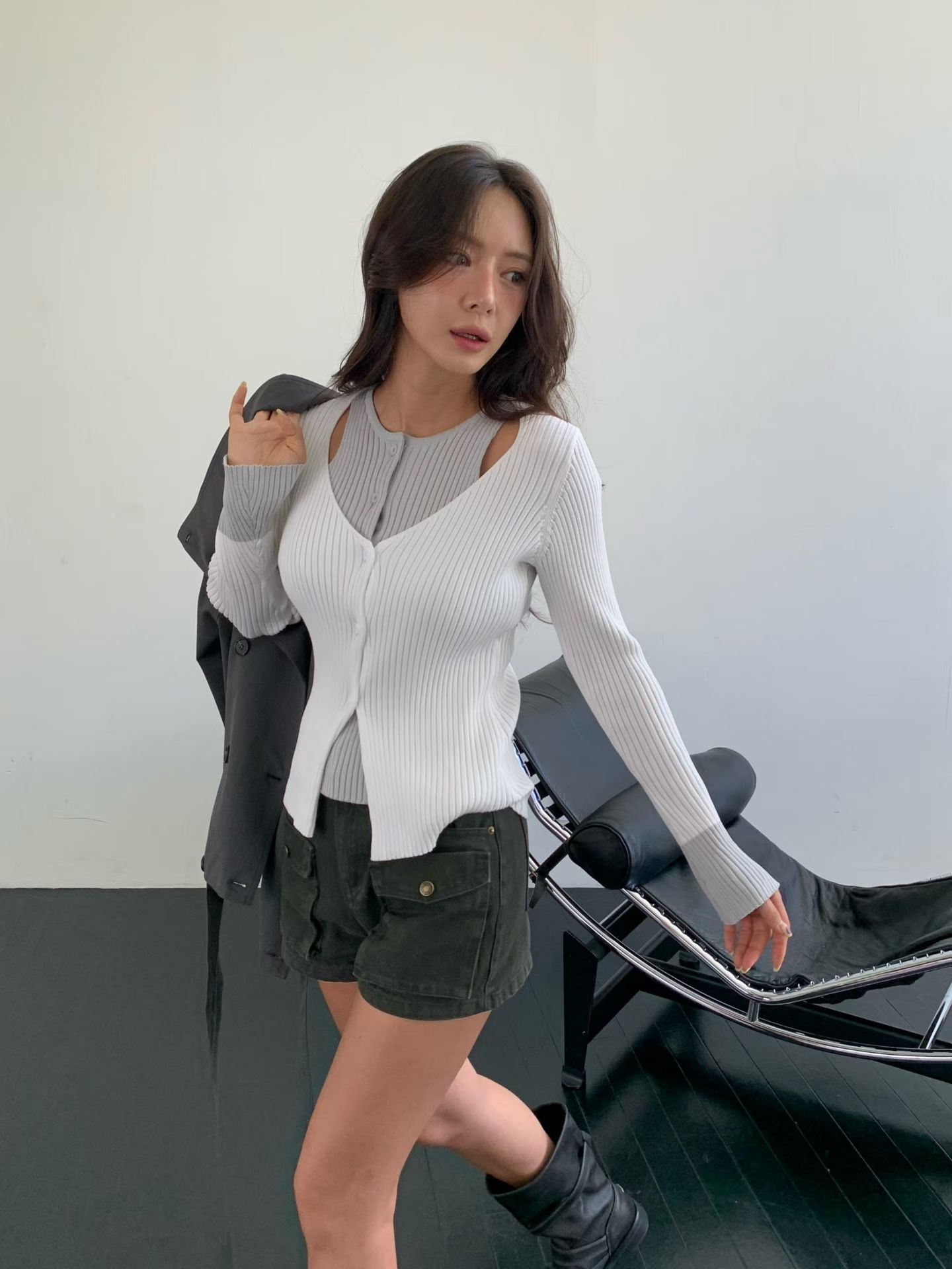221515 拼色假兩件線top