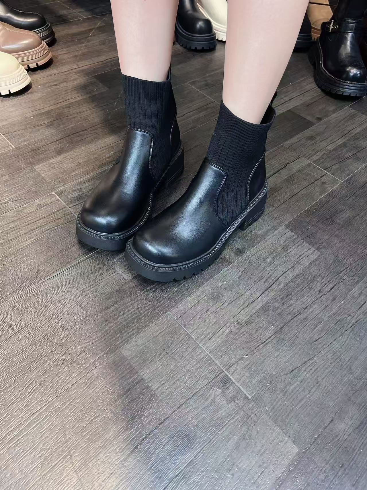 TA19 厚底增高马丁靴