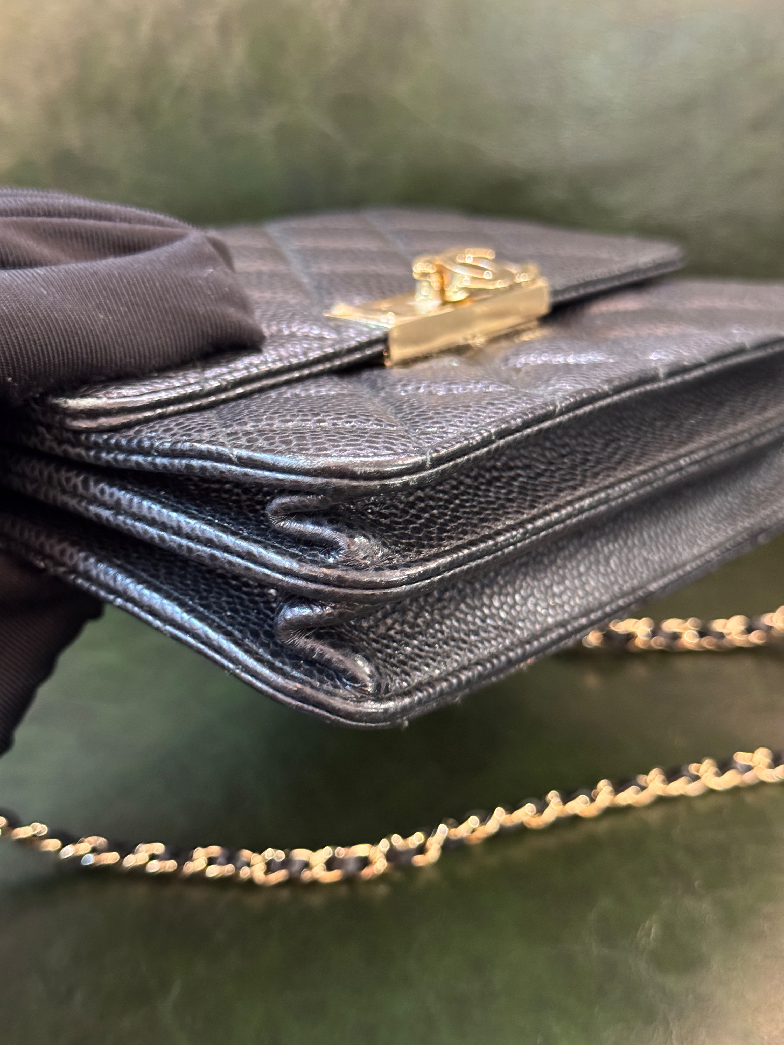 直播貨品 |  [1個-$100 2個-$300］A25