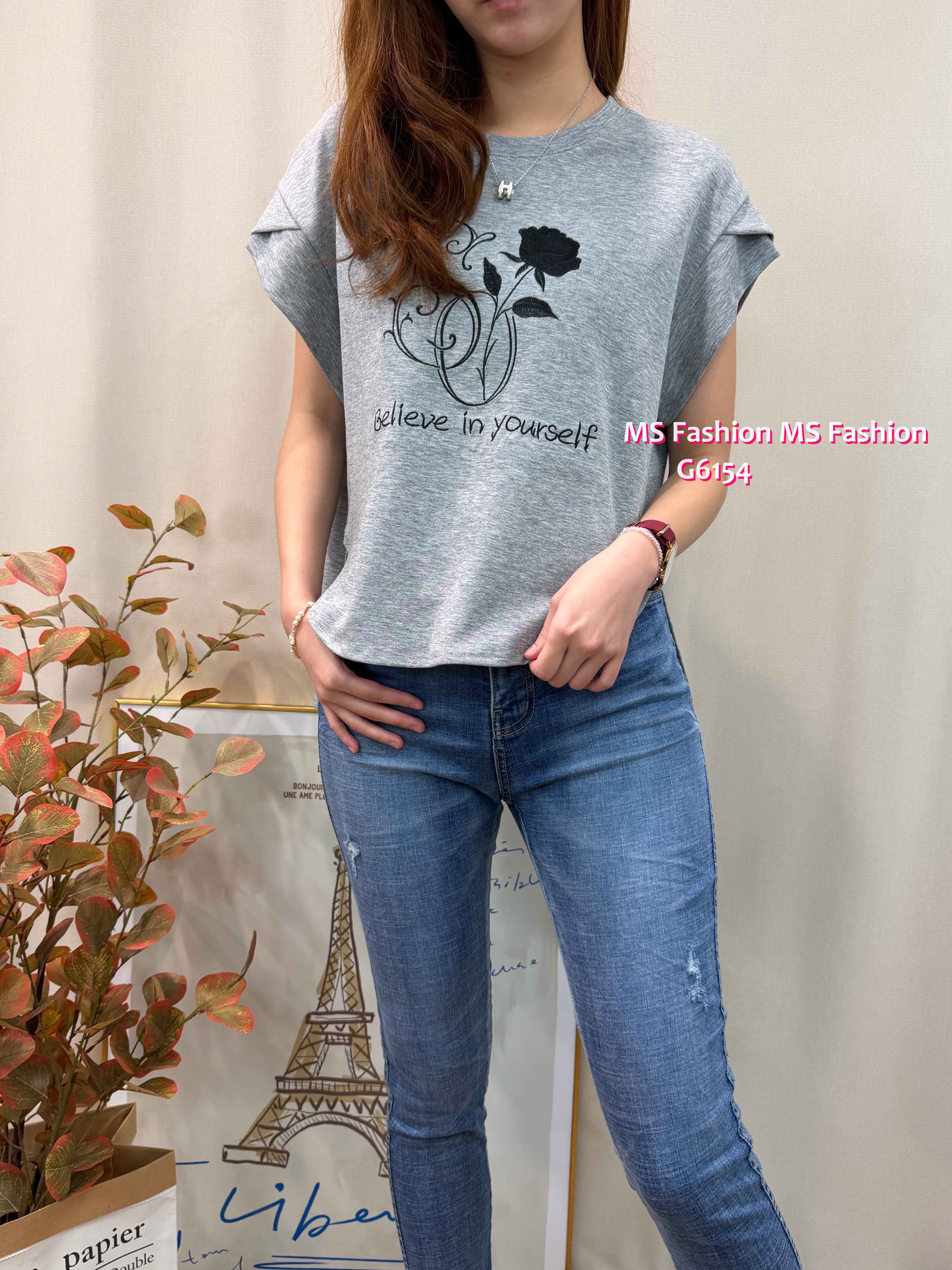 G6154 韓國🇰🇷刺繡黑玫瑰圖案top