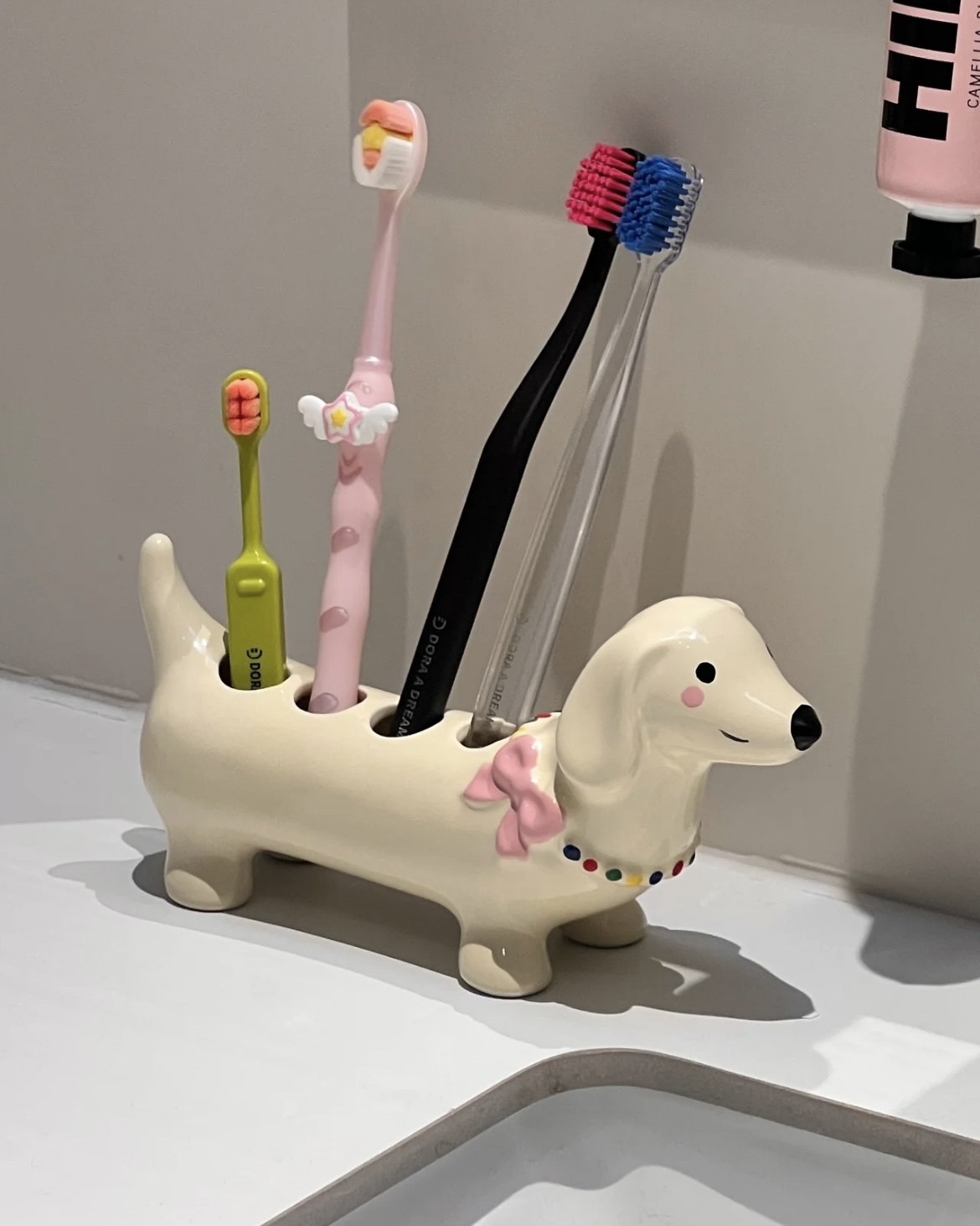 可愛臘腸狗牙刷架