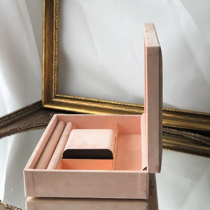 RARE! Vintage Design By Philipp- Appointment To The Royal Swedish Court Light Pink Suede Jewelry Box Set of 2(MT655)