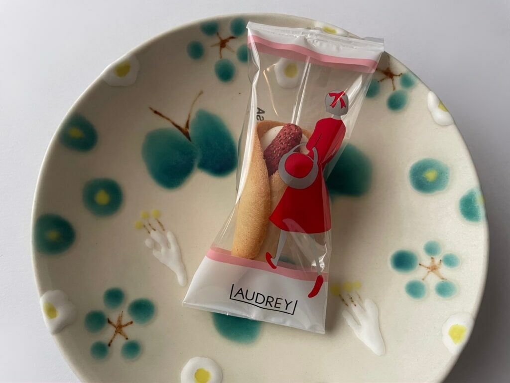 [訂購] [日本製] AUDREY STRAWBERRY ｜ 原味 ｜ 朱古力味 禮盒 8/12/15件 ｜ 賞味期限：30-45日 {TF2110080}