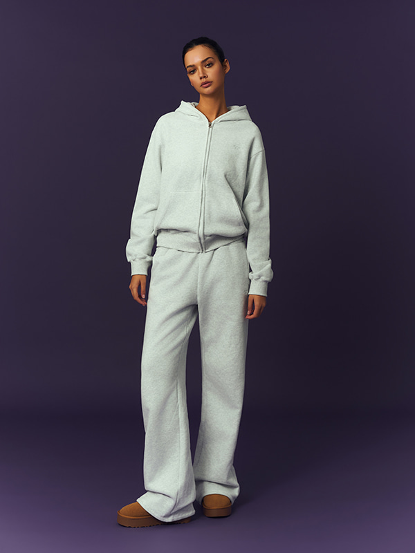 預購_Core Essentials Fleece-Lined Zip-Up Hoodie by Grandeline