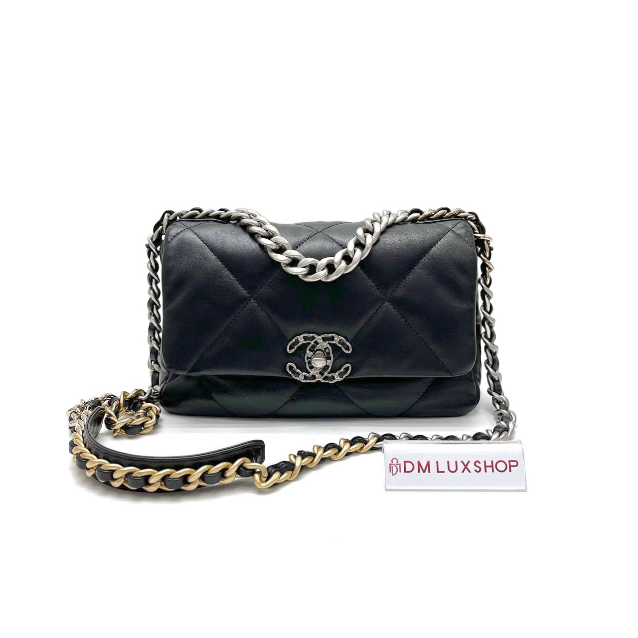 Chanel Black 19 Small SHW (Microchip)