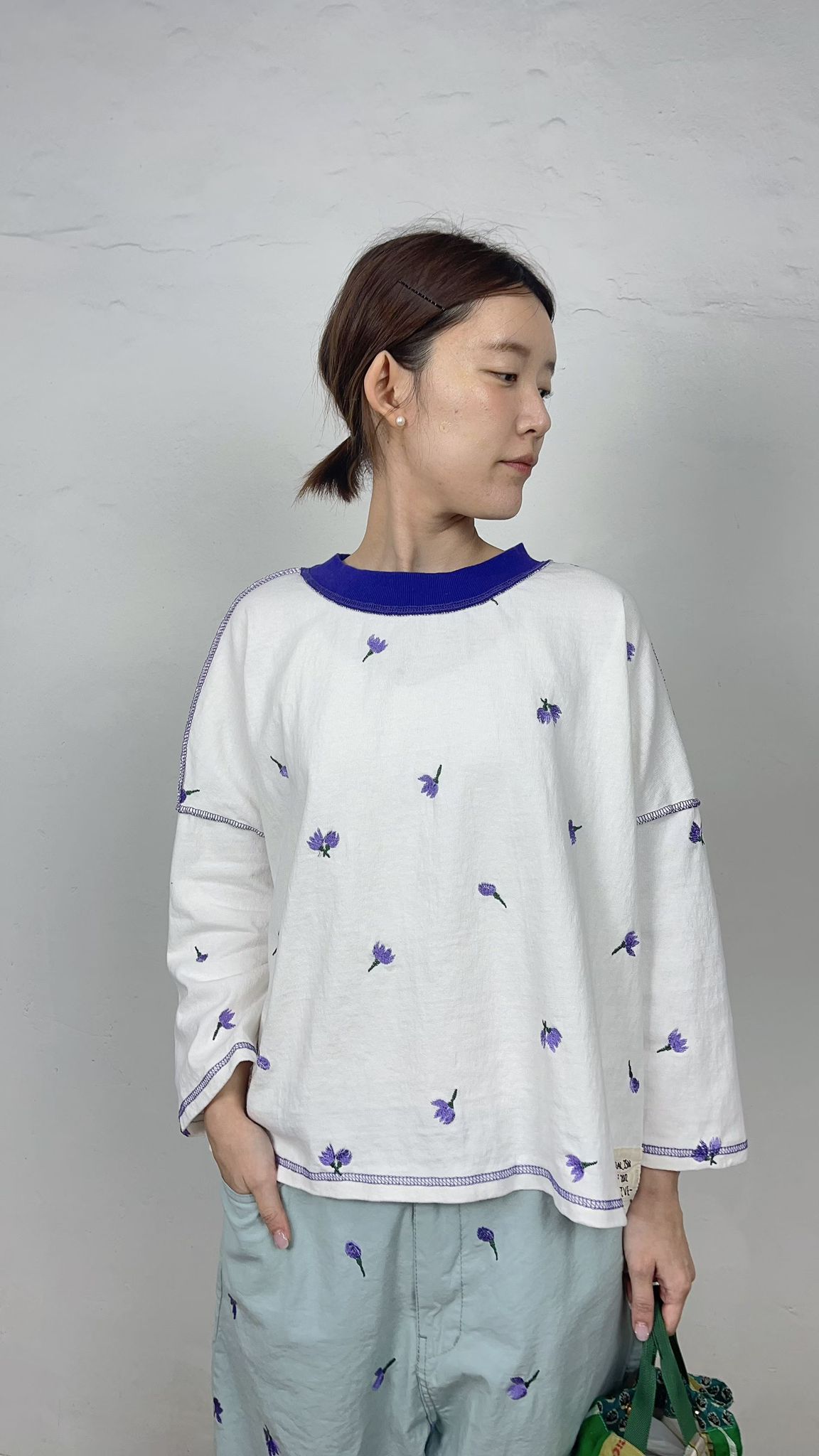 XNN OE 繡線花仔top